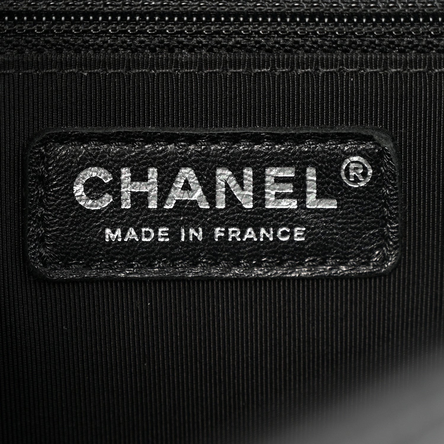 Grained Calfskin Quilted New Medium Boy Flap Black