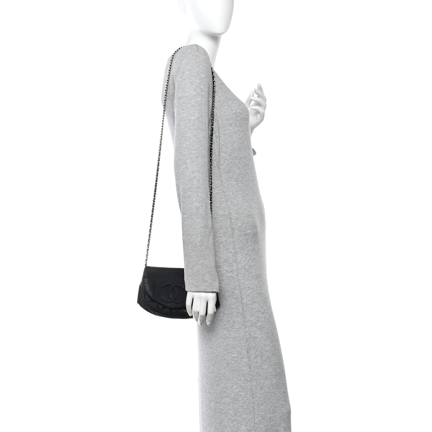 Lambskin Half Moon Wallet On Chain WOC Black