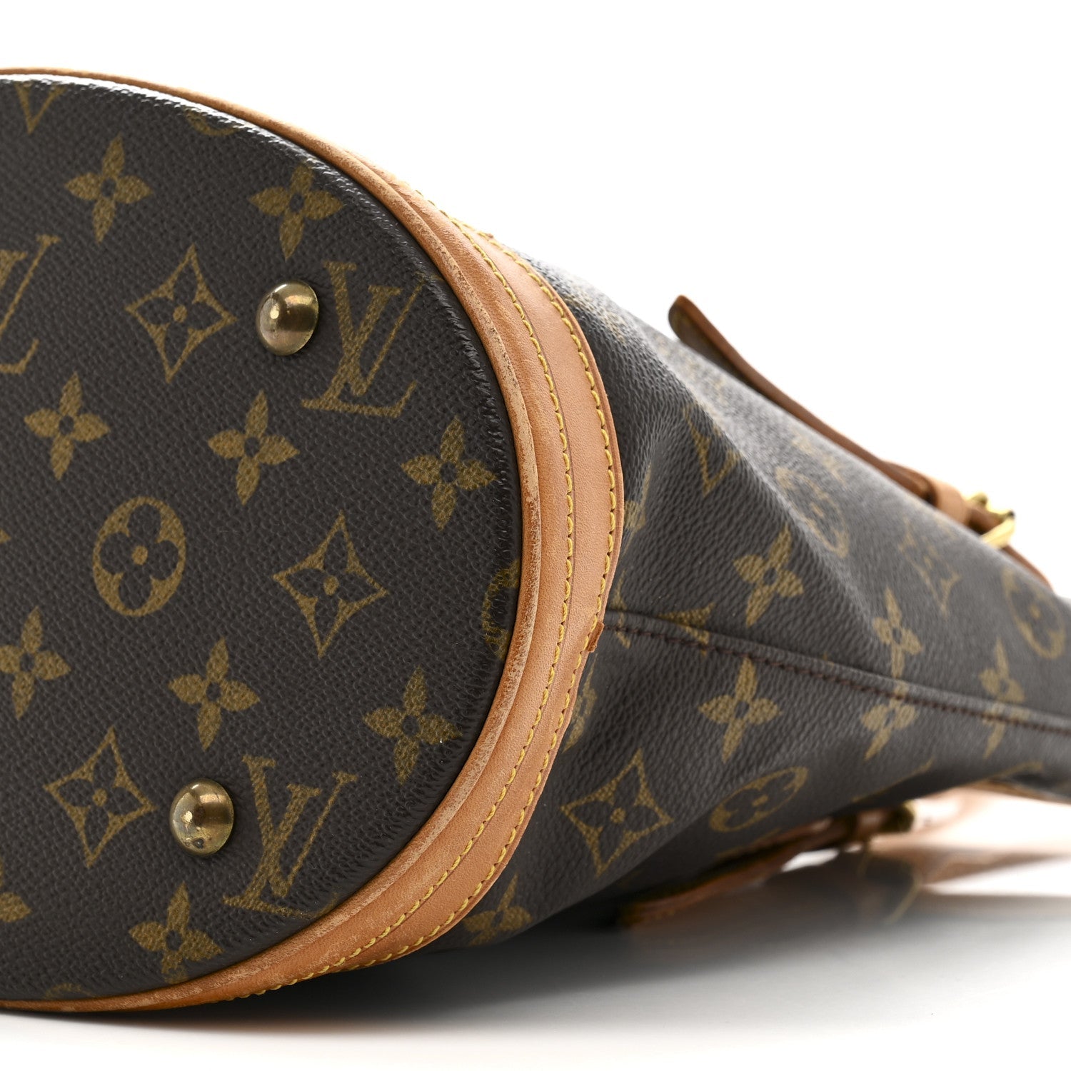 Monogram Petit Bucket 23