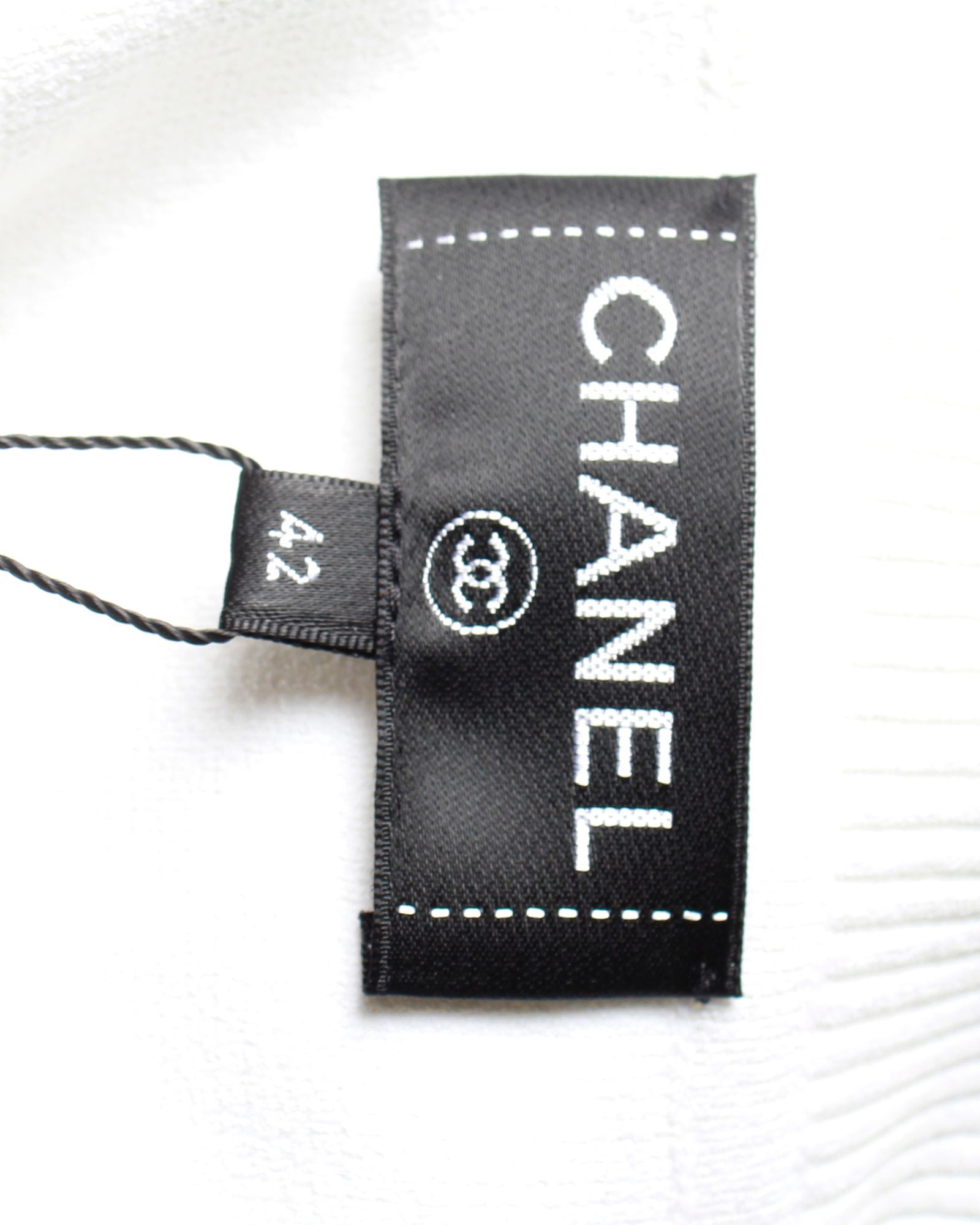 Women's Chanel Knit Blouson Jacket in White Rayon