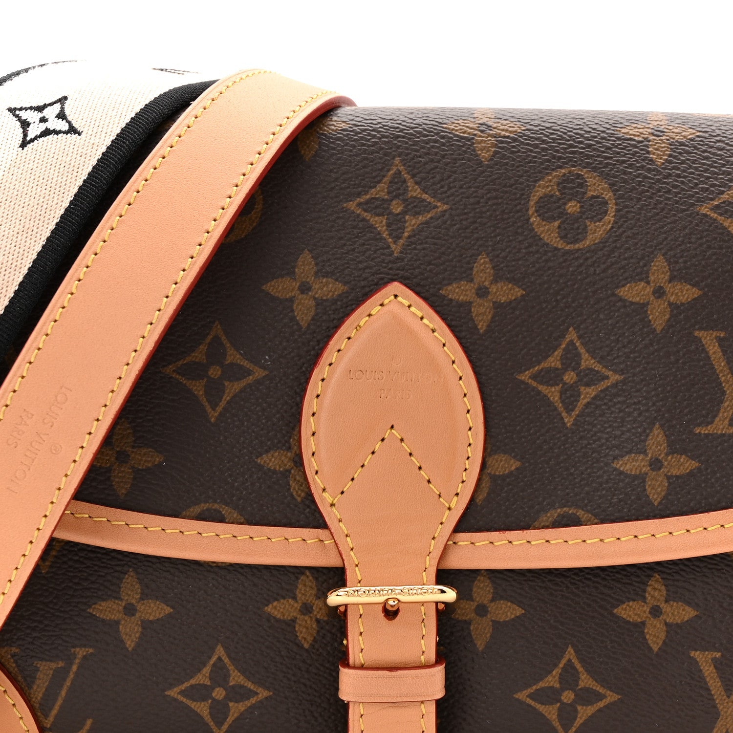 Monogram Diane Black