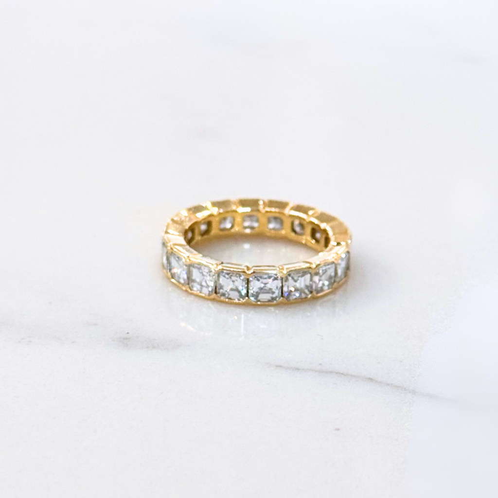 Material Good Gold Diamond Ring Size 4