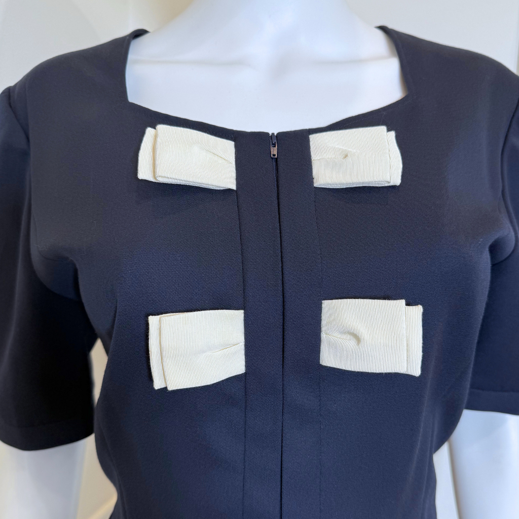 Valentino Miss V Short Sleeve Navy Bow Dress, 44 (1980s)