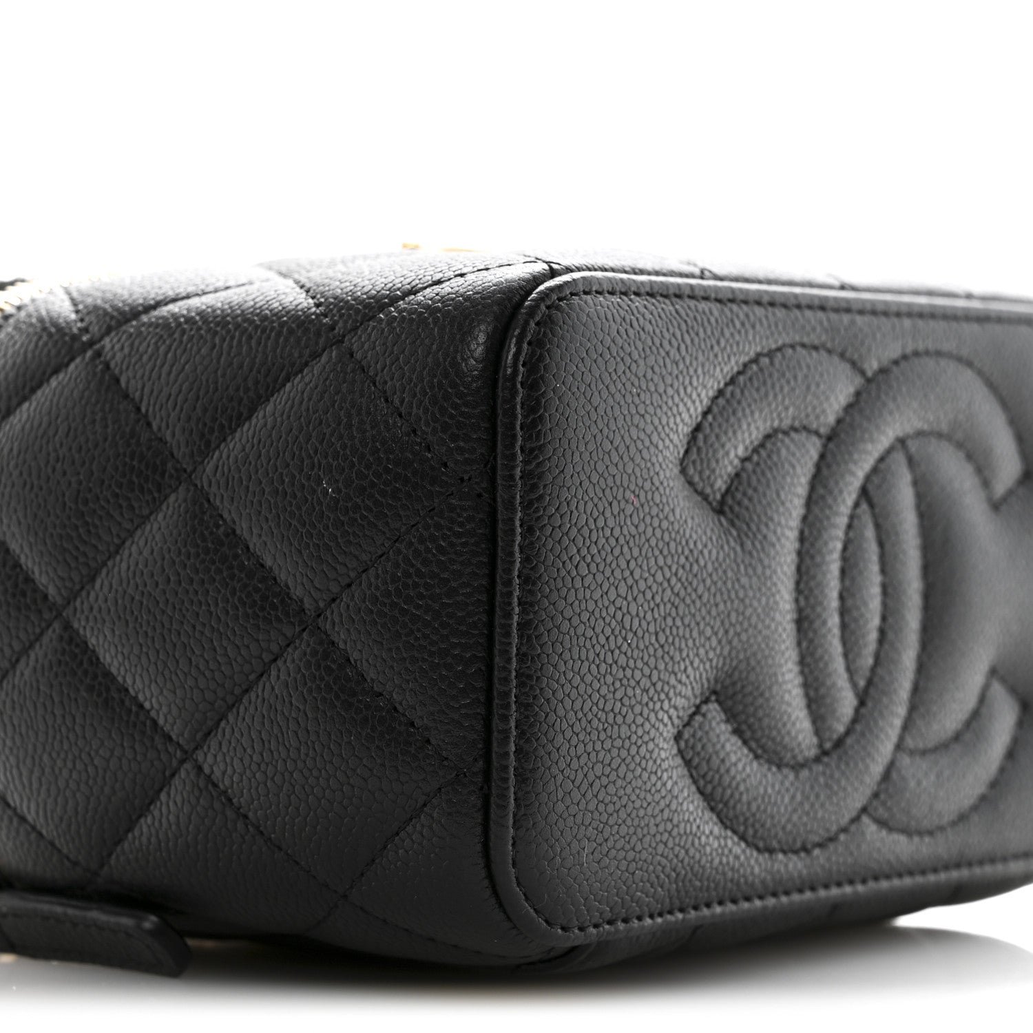 Caviar Quilted Sweetheart Vanity Case Black