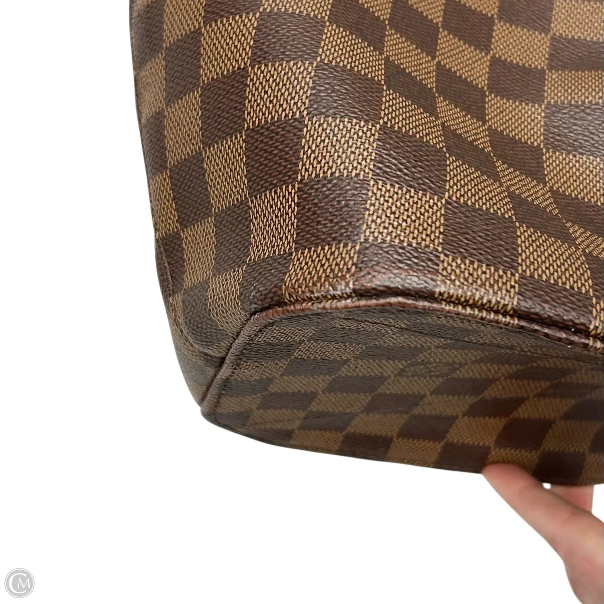 Crossbody Luxury Designer By Louis Vuitton, Size: Medium