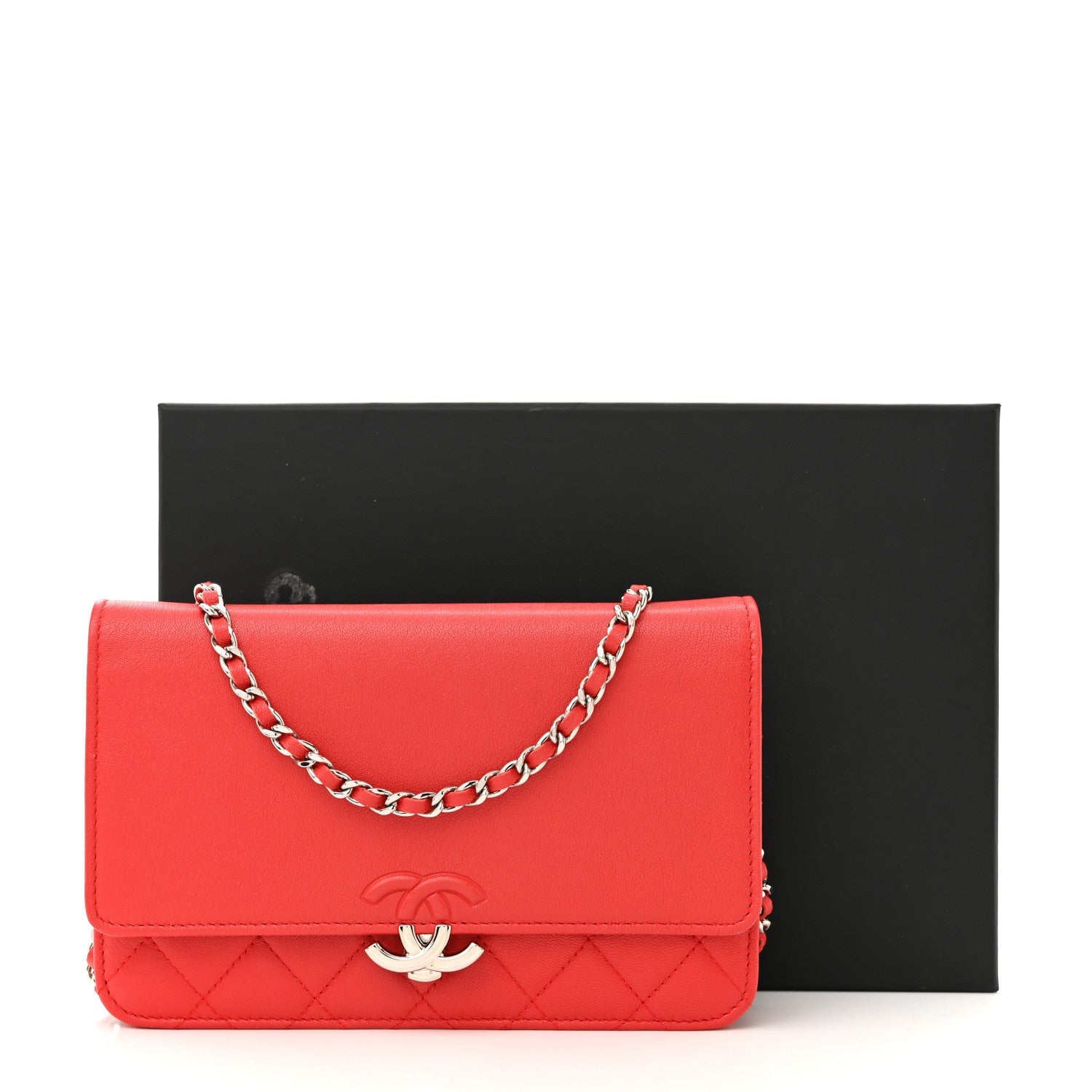 Grained Calfskin Quilted CC Box Wallet On Chain WOC Red