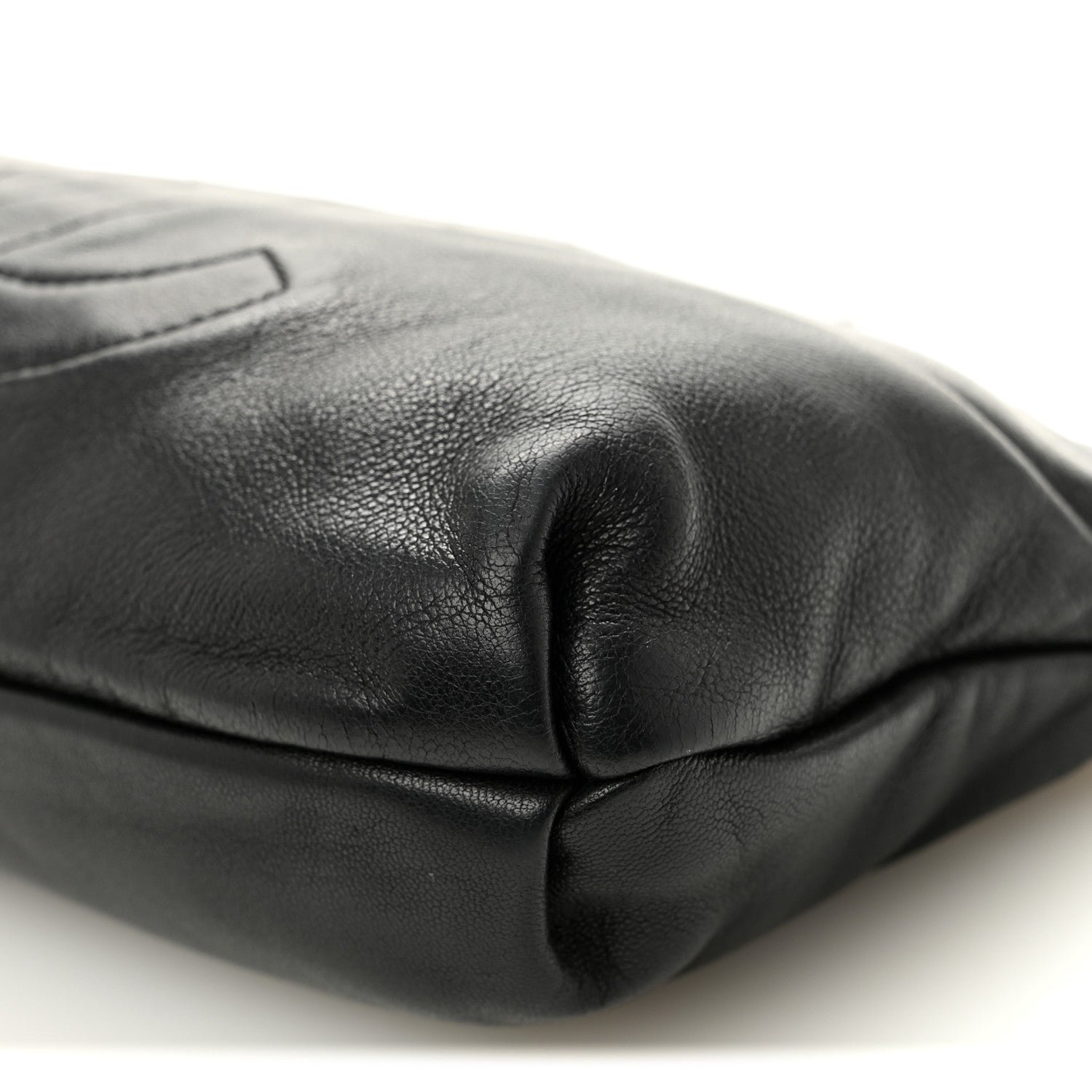 Lambskin Soft Chain Pochette Black