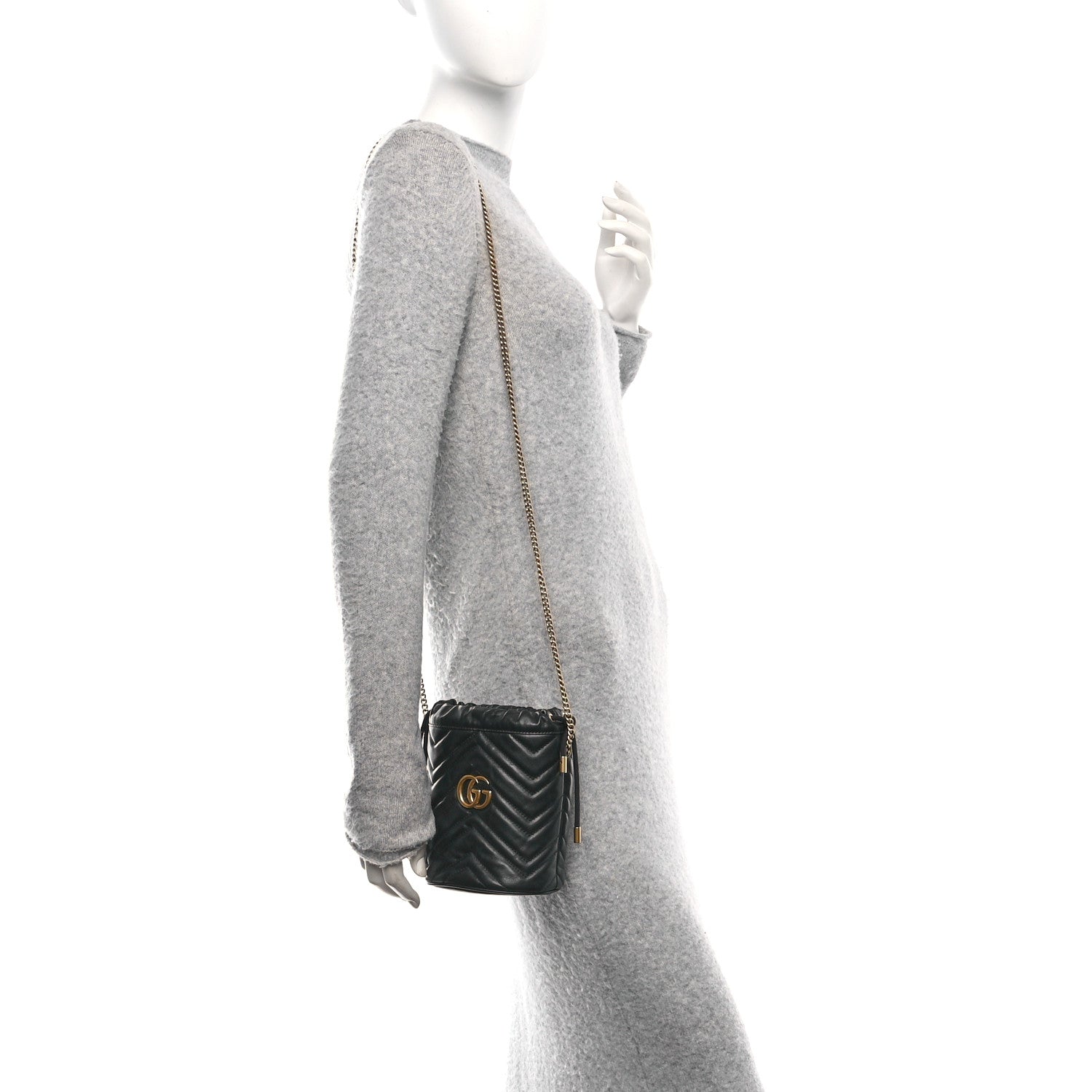 Calfskin Matelasse Mini GG Marmont 2.0 Bucket Bag Black