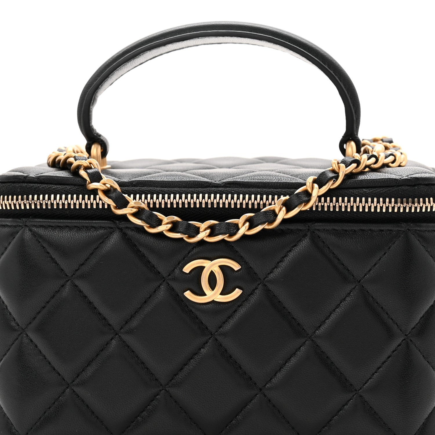 Lambskin Quilted Small Top Handle Vanity Case With Chain Black