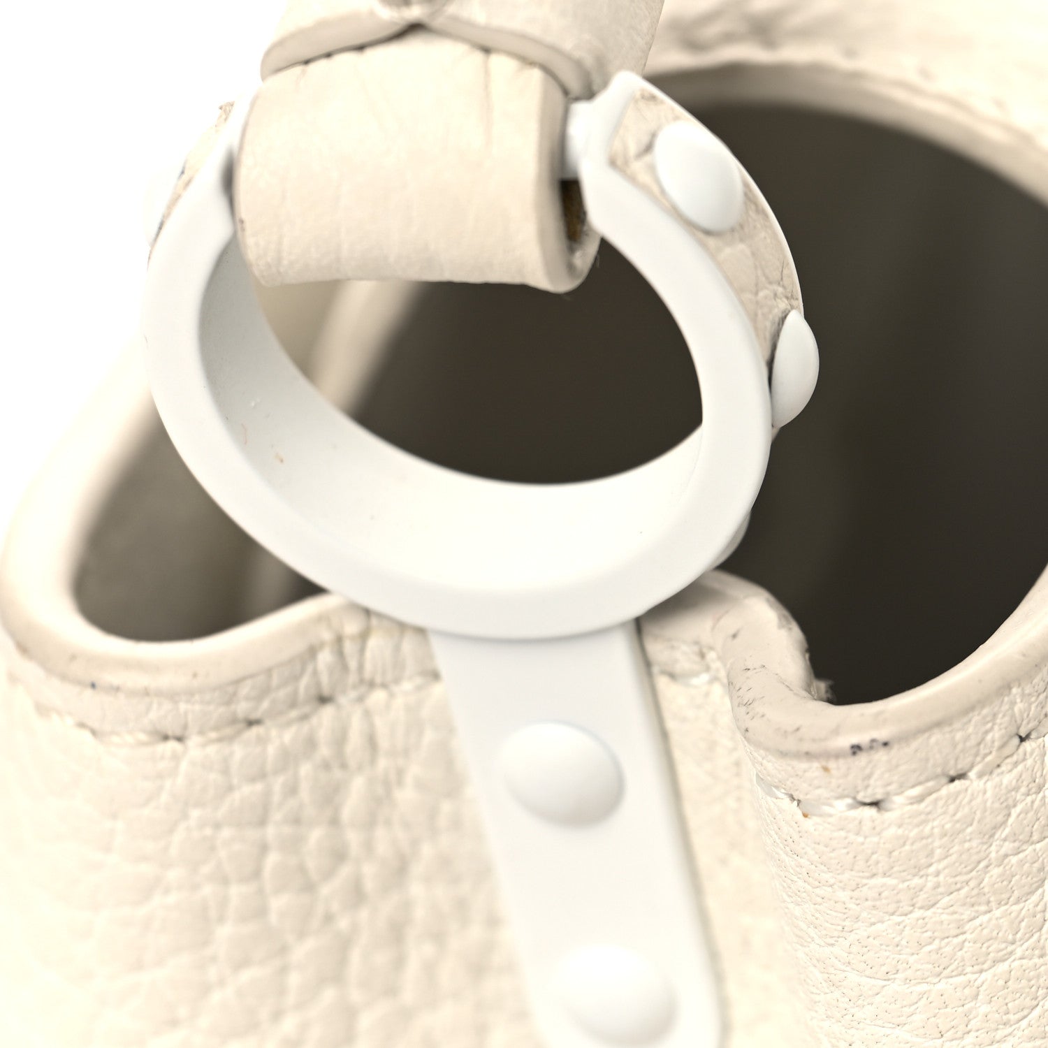Taurillon Mini Capucines Monochrome  White