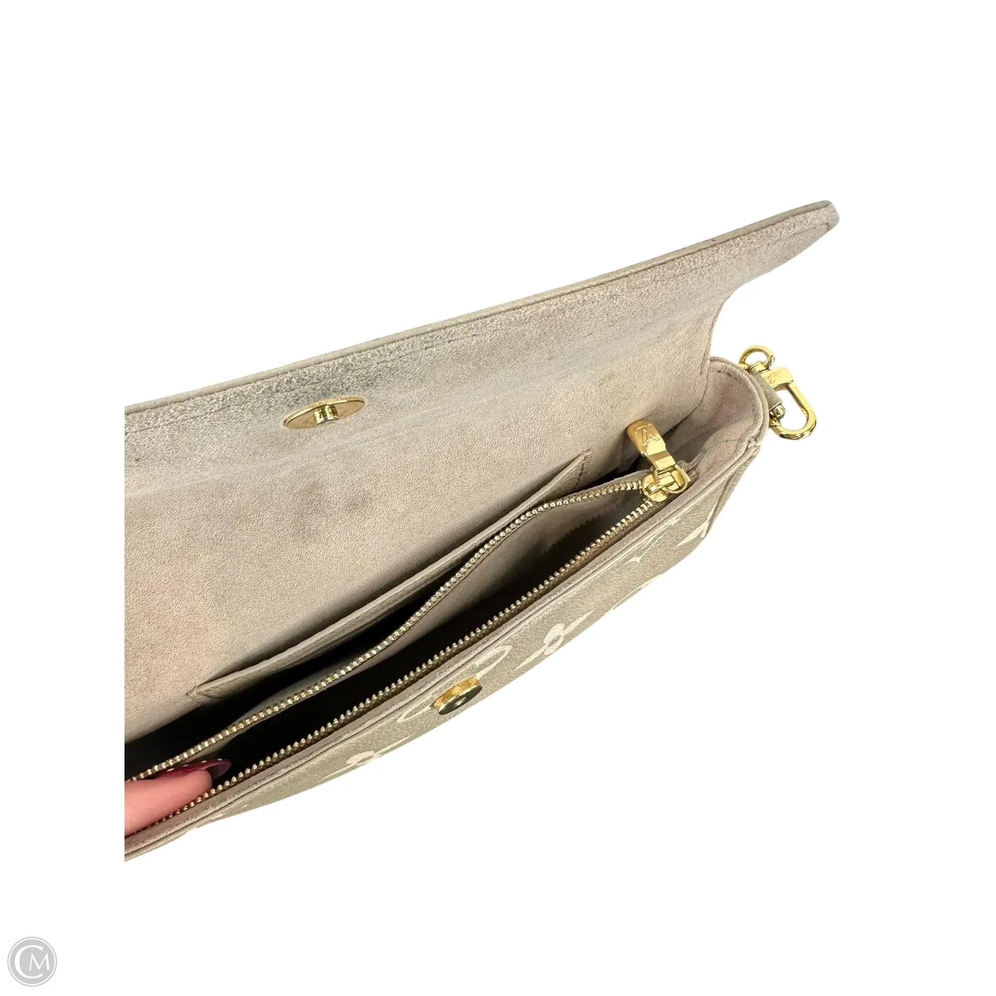 Crossbody Luxury Designer By Louis Vuitton, Size: Small