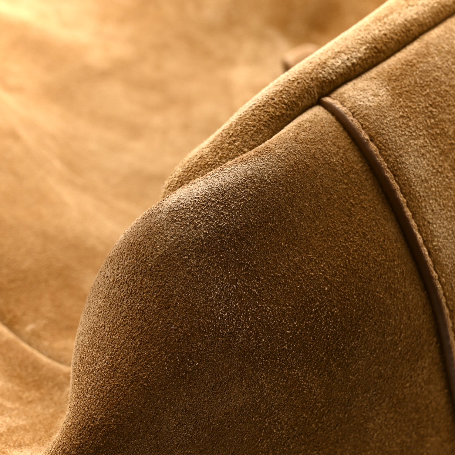 Suede Bea Tote Golden Leaf