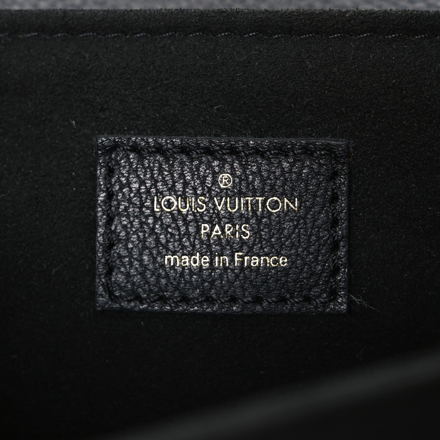 Grained Calfskin Lockme Oxford Black