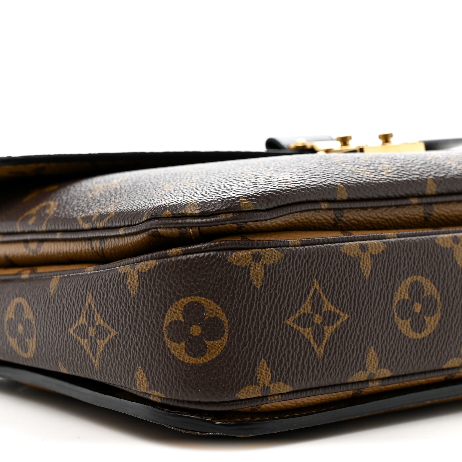 Reverse Monogram Pochette Metis