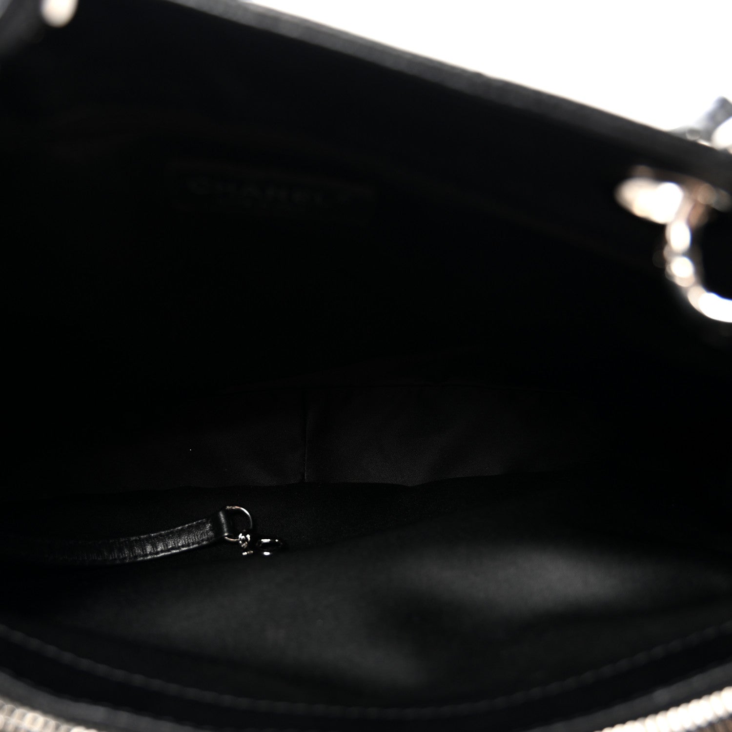 Caviar Quilted Grand Shopping Tote GST Black