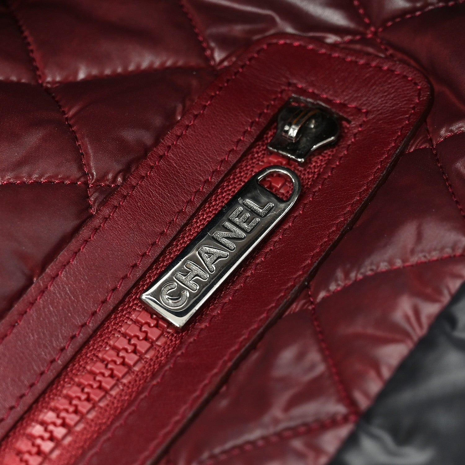 Lambskin Quilted Medium Coco Cocoon Reversible Tote Black