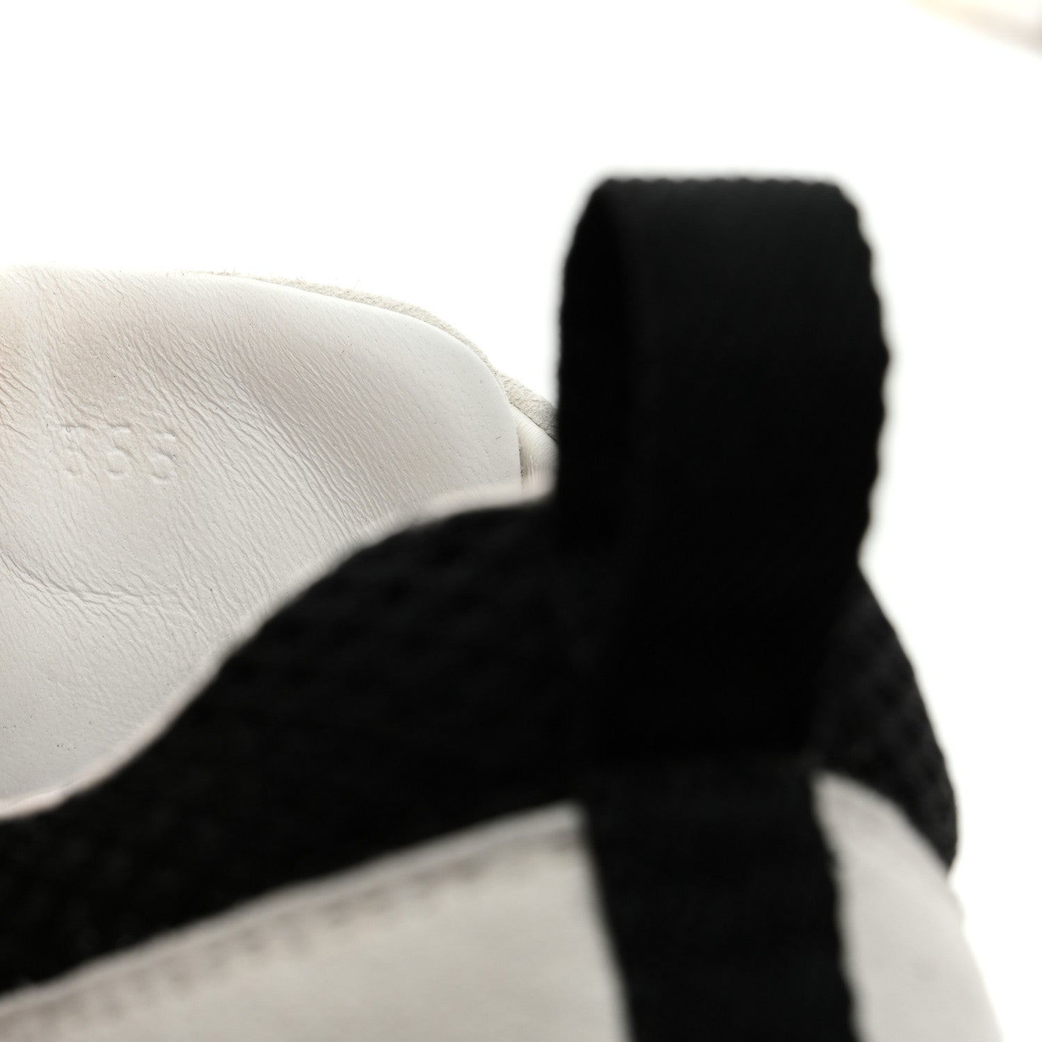 Air Mesh Suede Goatskin Bouncing Sneakers 35.5 Black White