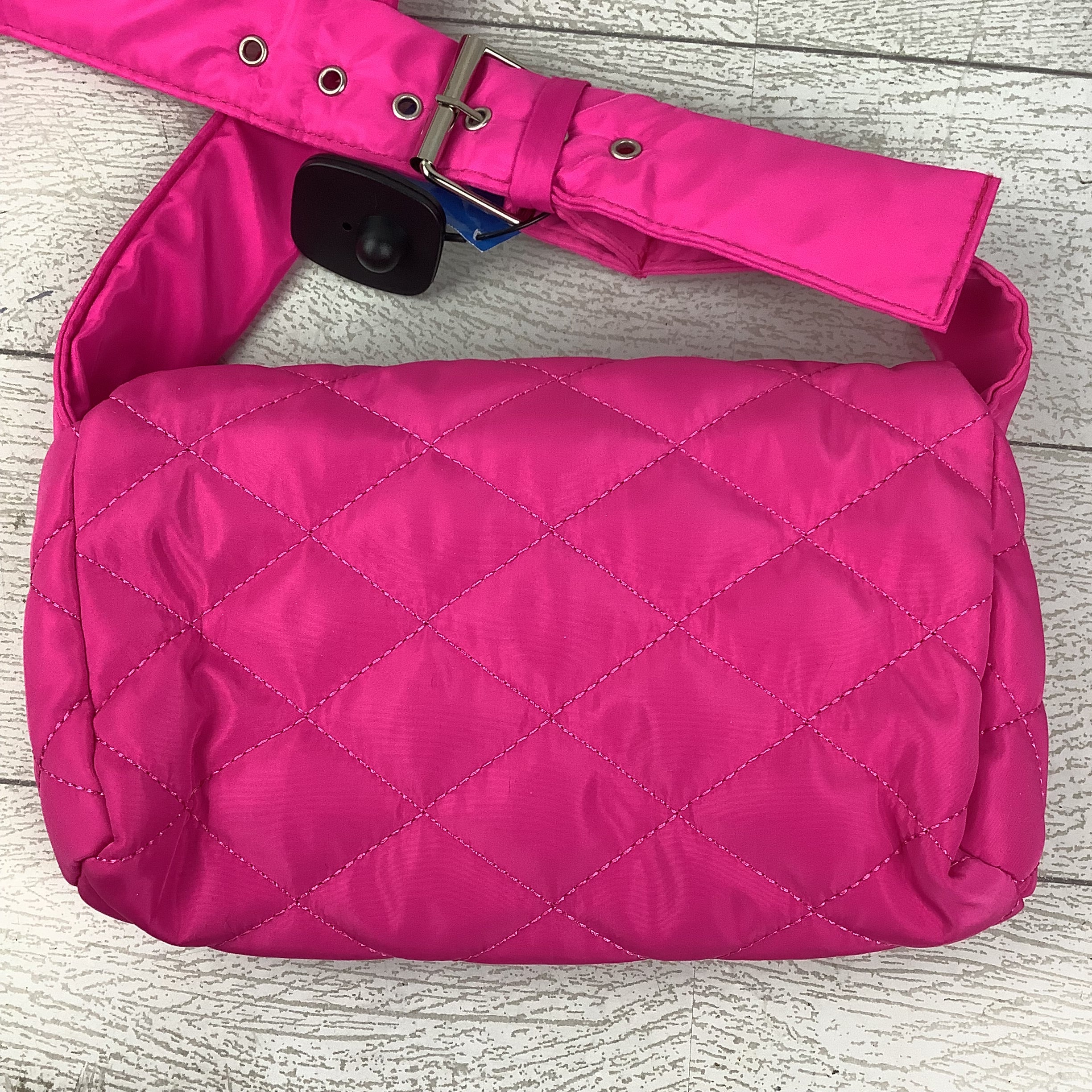 Crossbody By Clothes Mentor, Size: Medium