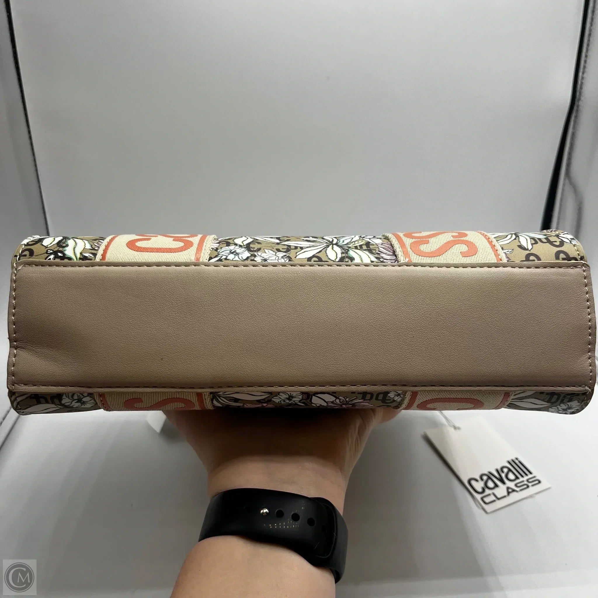 Handbag By Clothes Mentor, Size: Medium