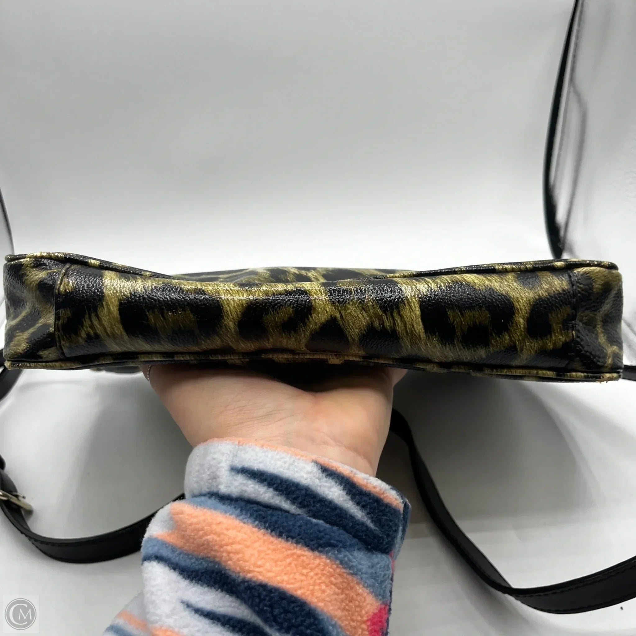 Crossbody Designer By Kate Spade, Size: Medium