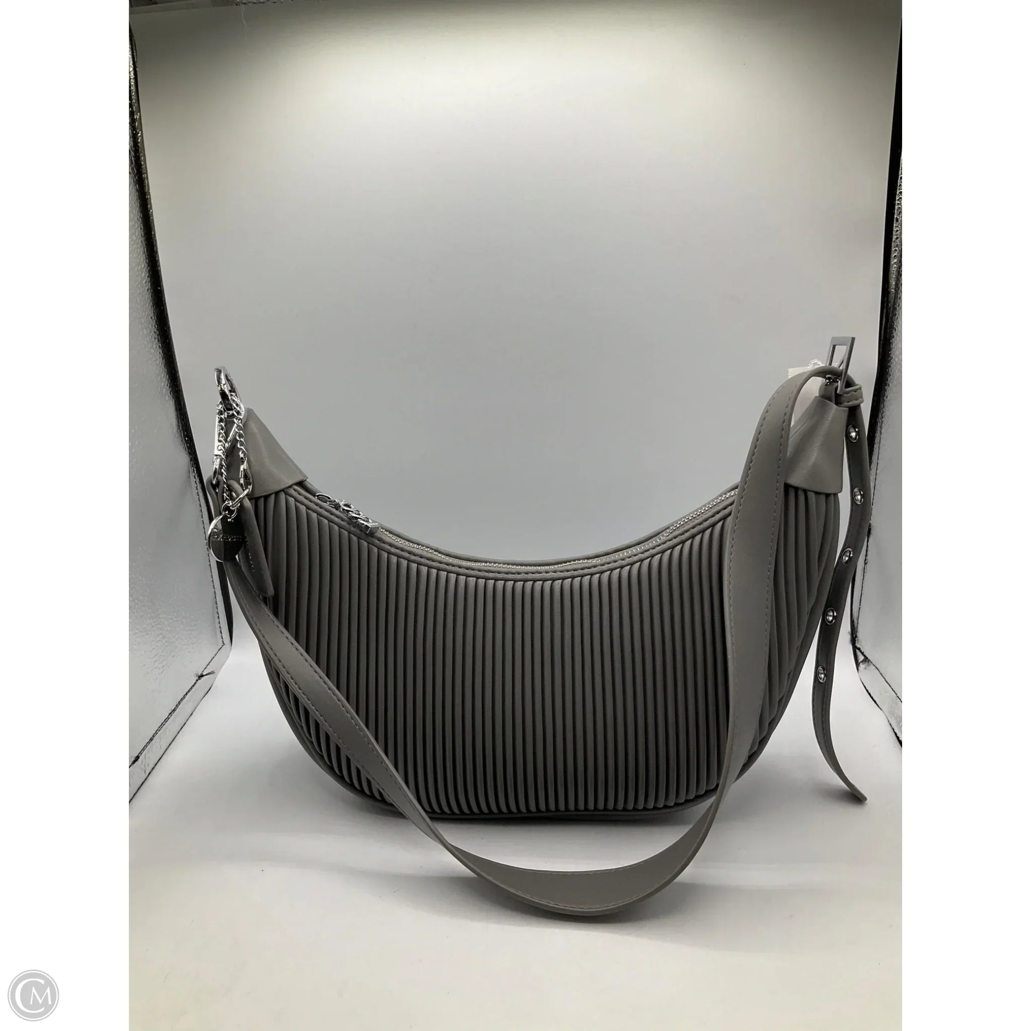 Crossbody By Cmc, Size: Medium