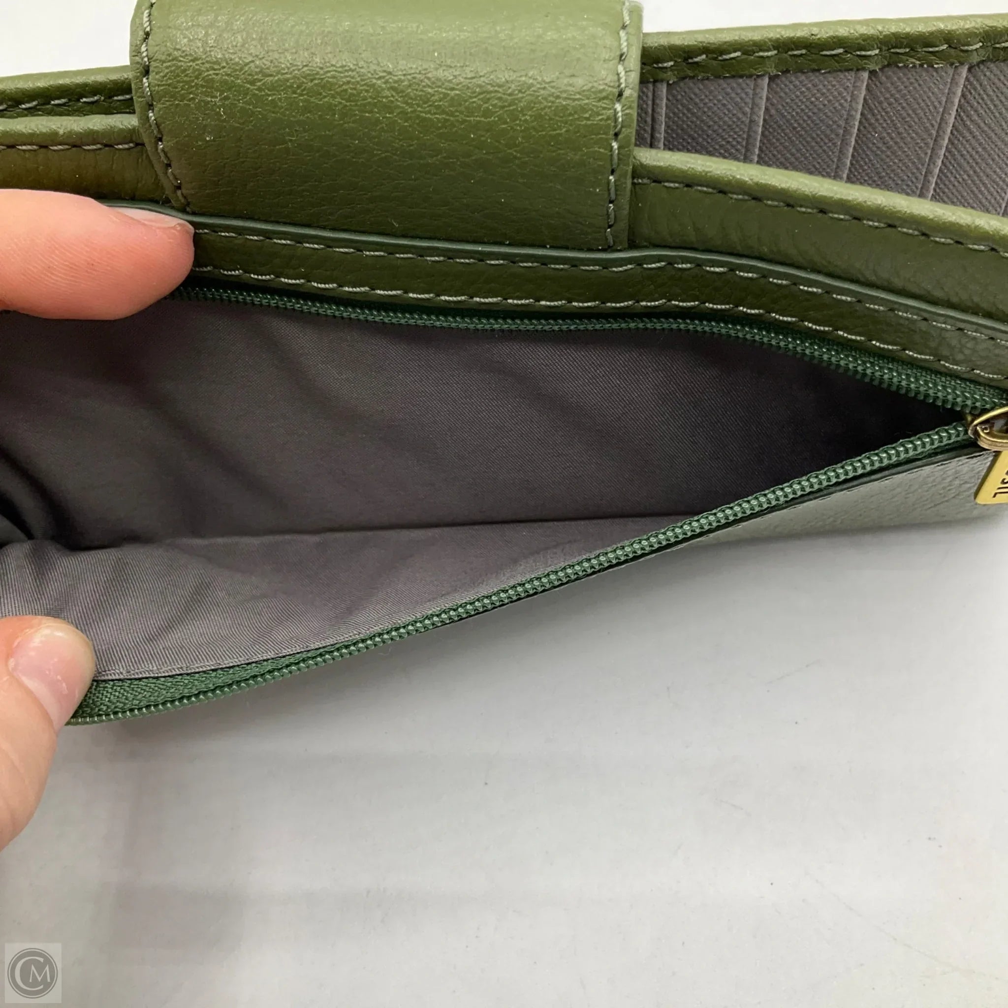 Wallet By Fossil, Size: Medium