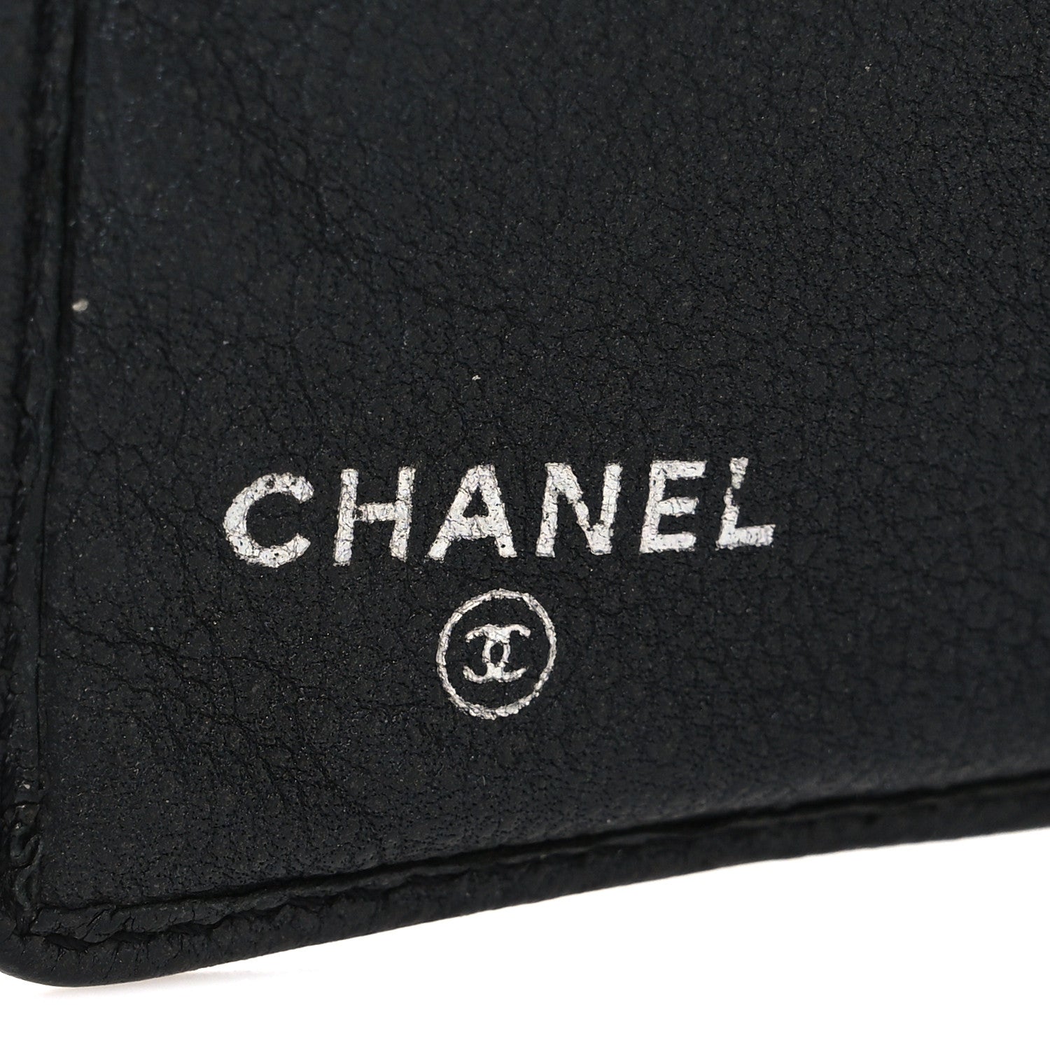 Goatskin Camellia Embossed Yen Wallet Black