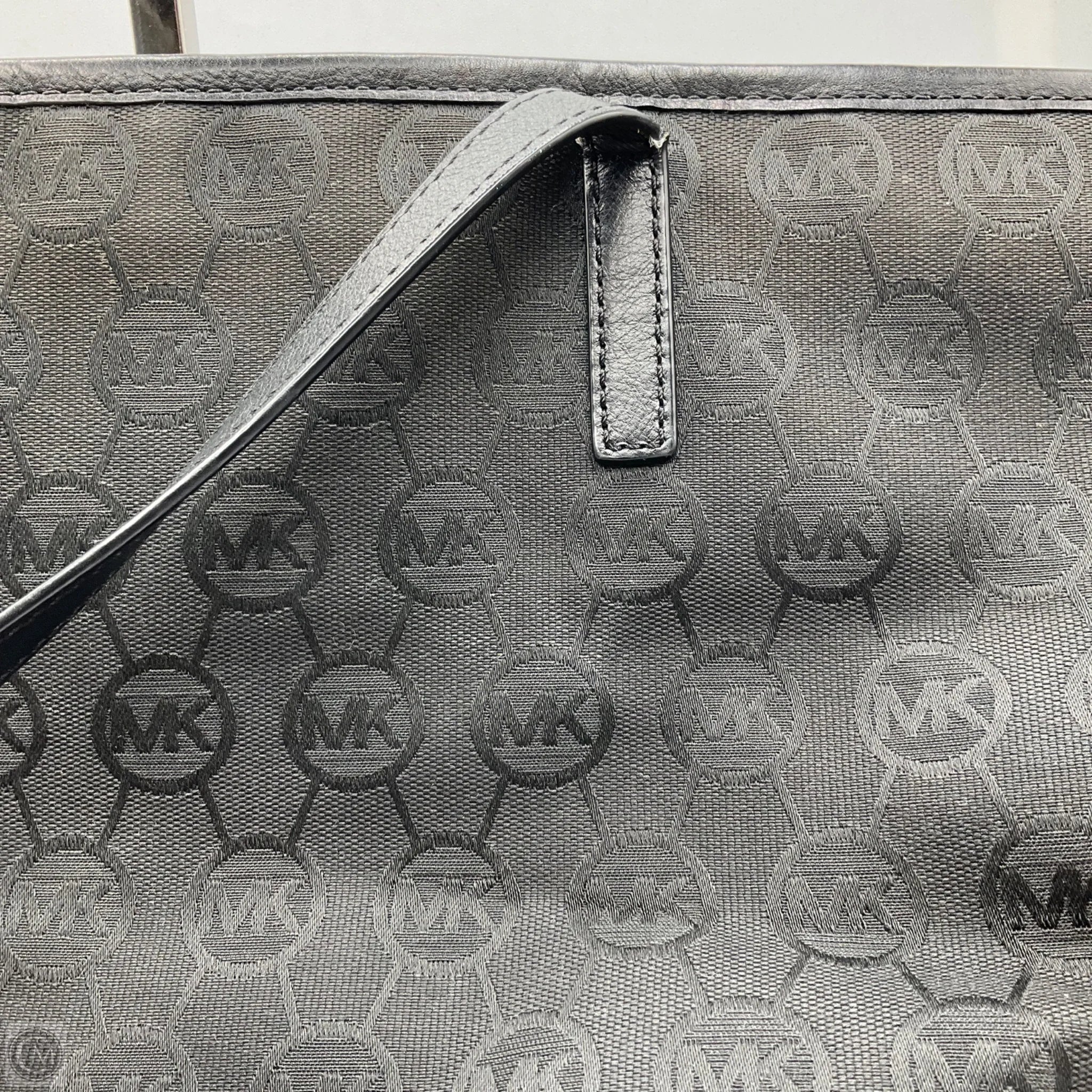 Handbag Designer By Michael Kors, Size: Large