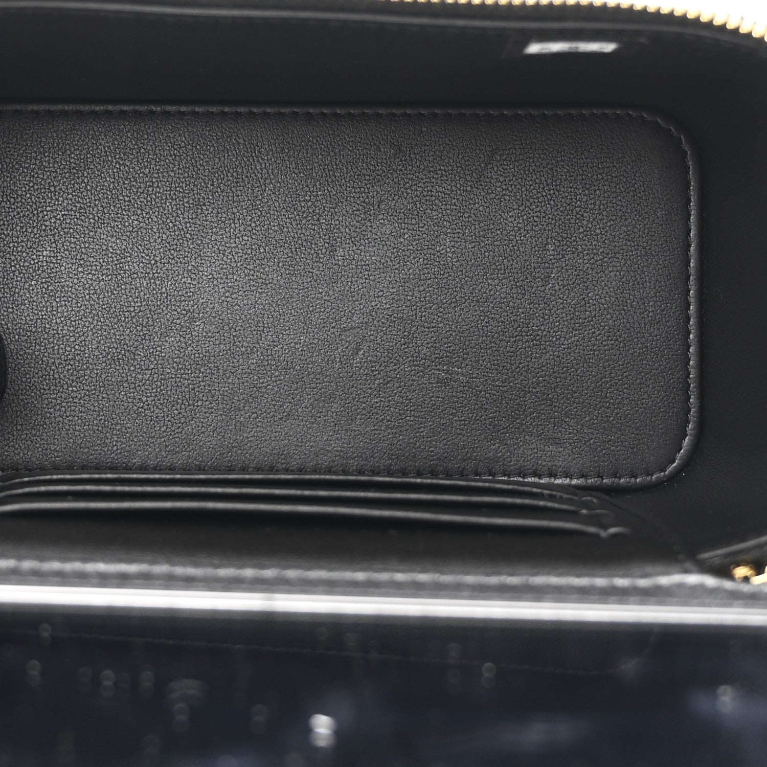 Shiny Lambskin Quilted Small Vanity Case With Chain Black