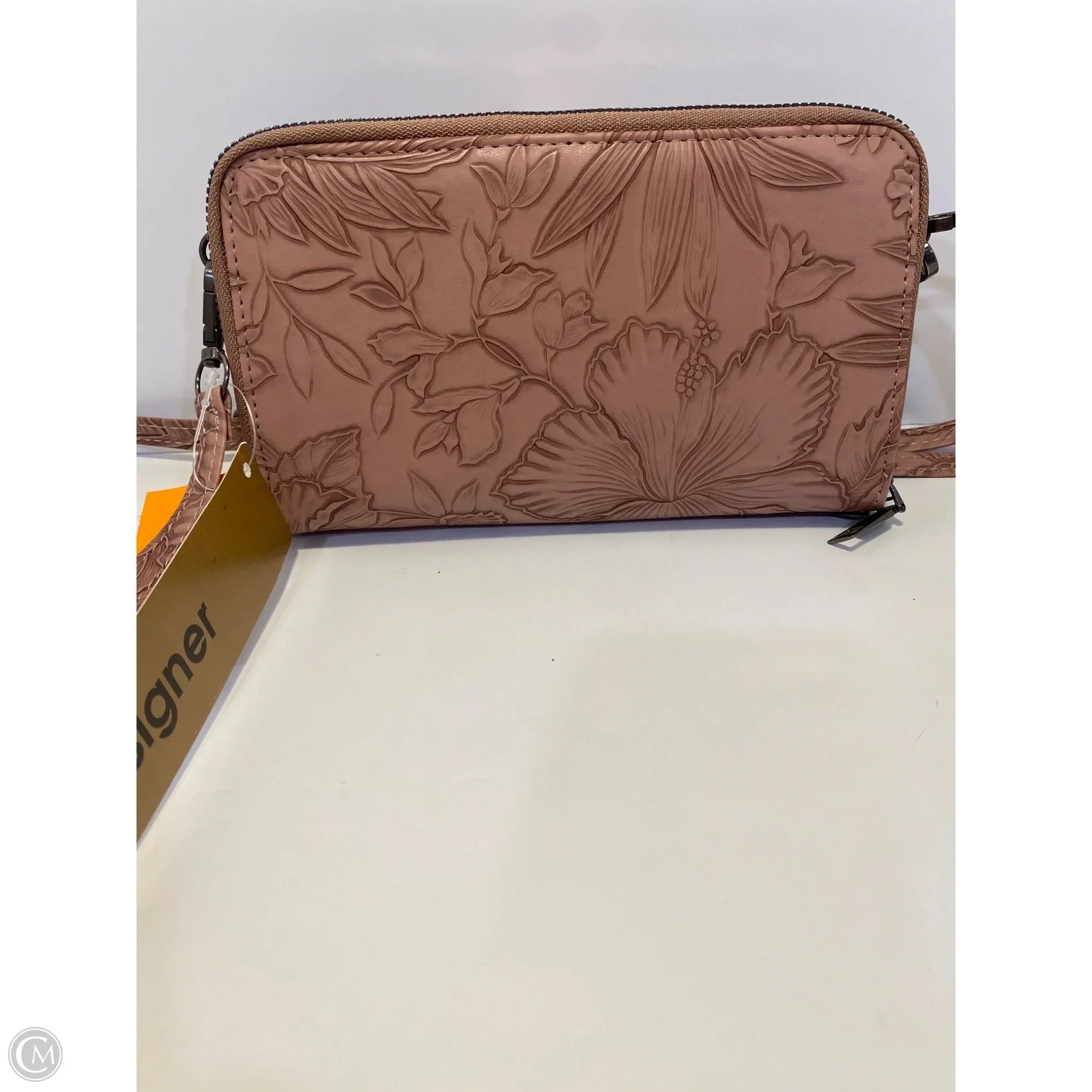 Crossbody By Clothes Mentor, Size: Medium