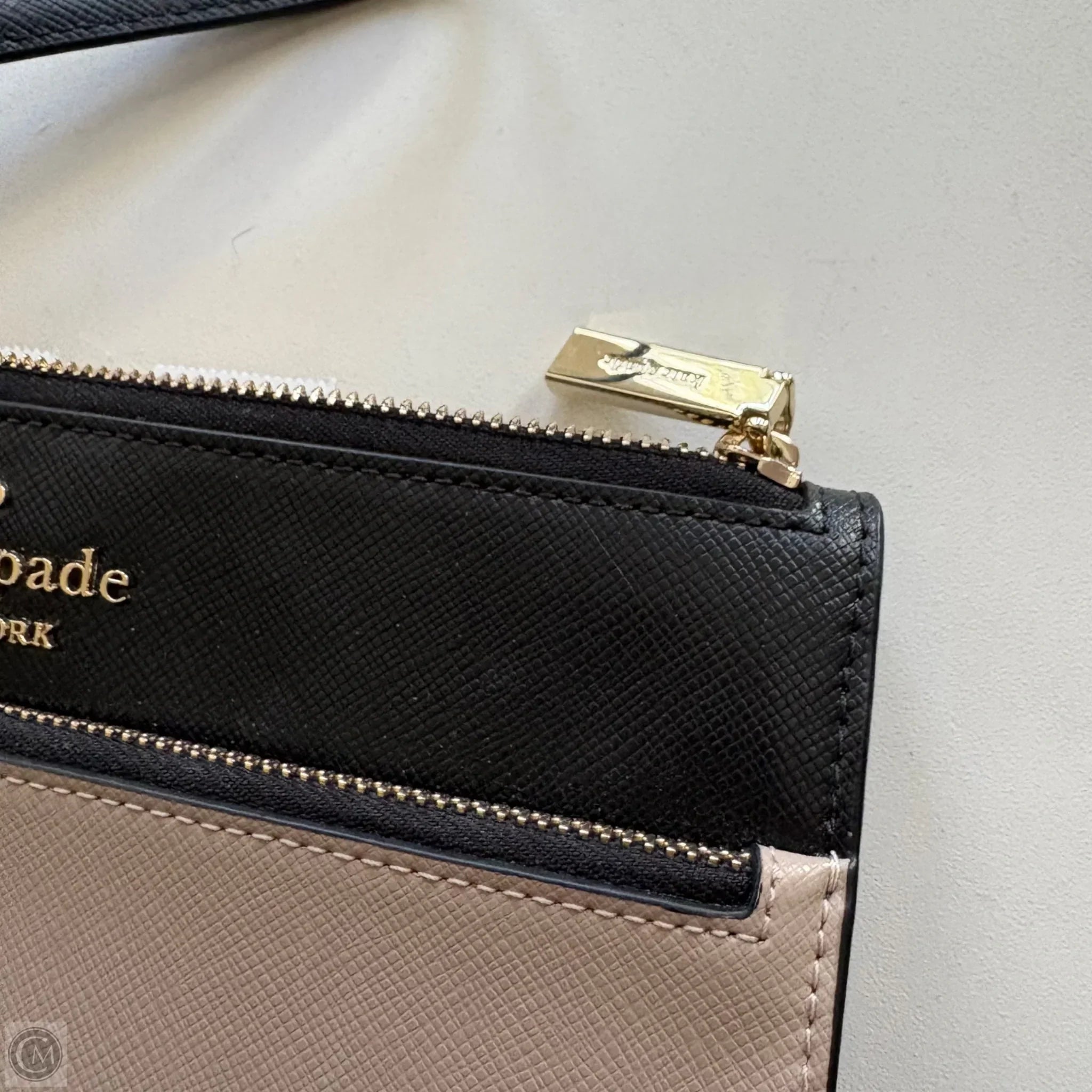 Wristlet Designer By Kate Spade, Size: Medium