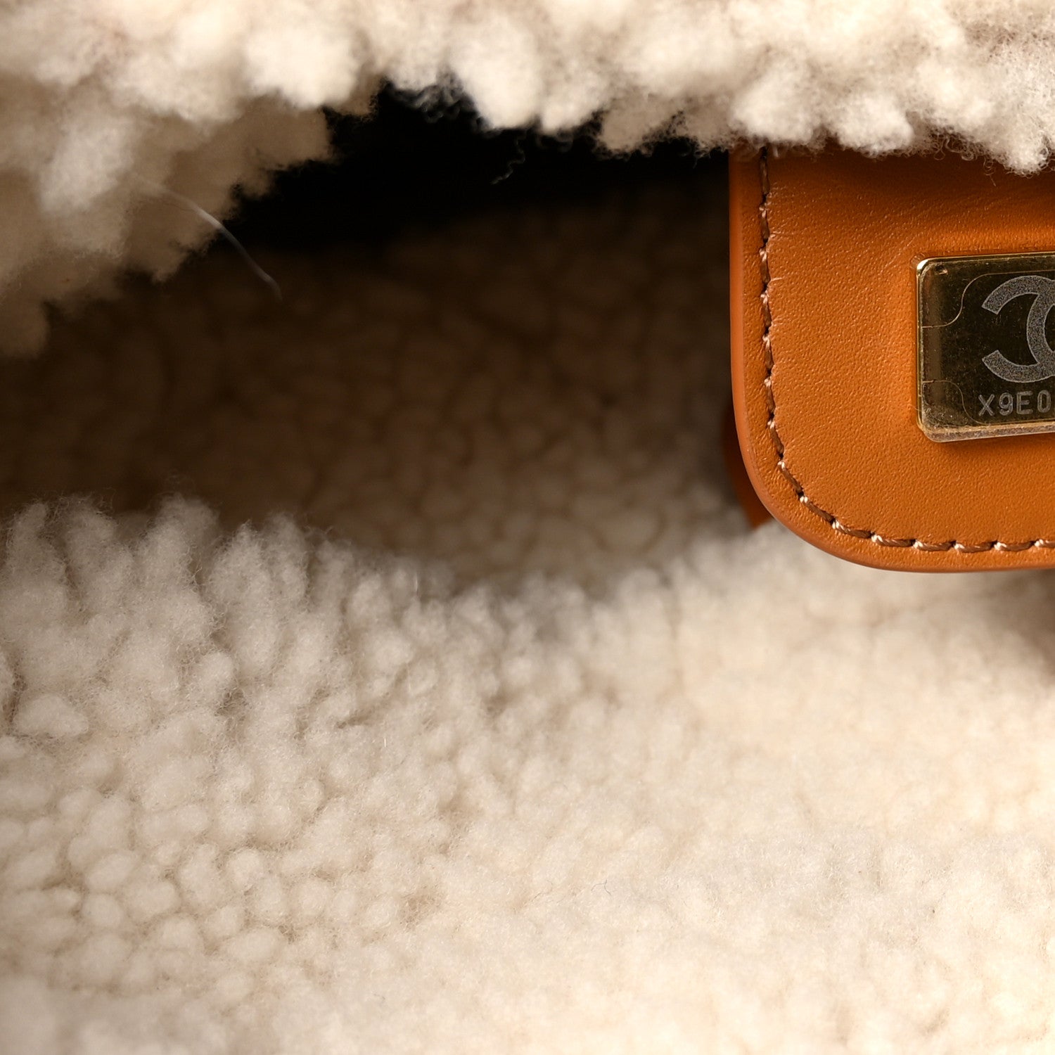 Suede Shearling Quilted Small Chanel 22 Brown White