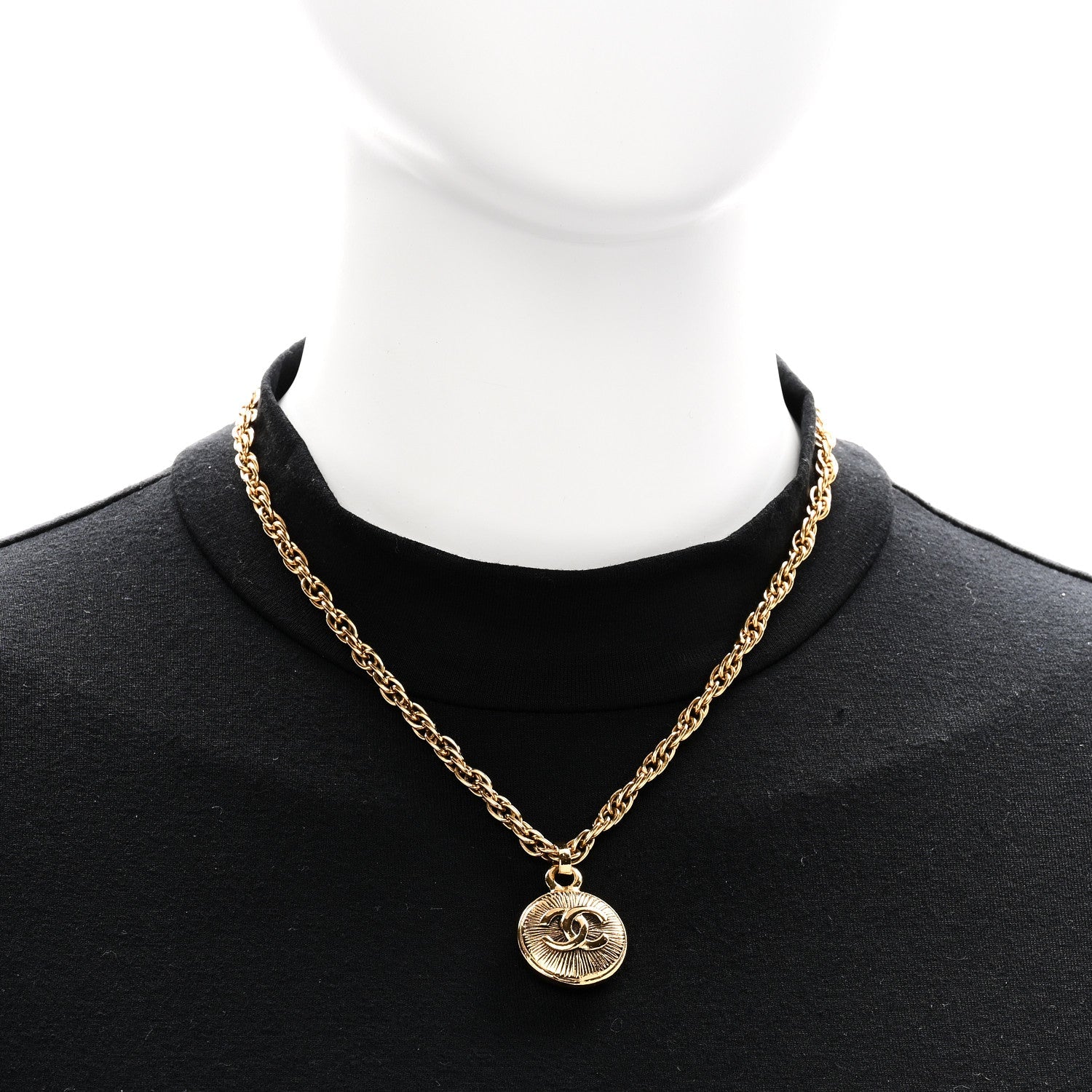 CC Pendant Necklace Gold