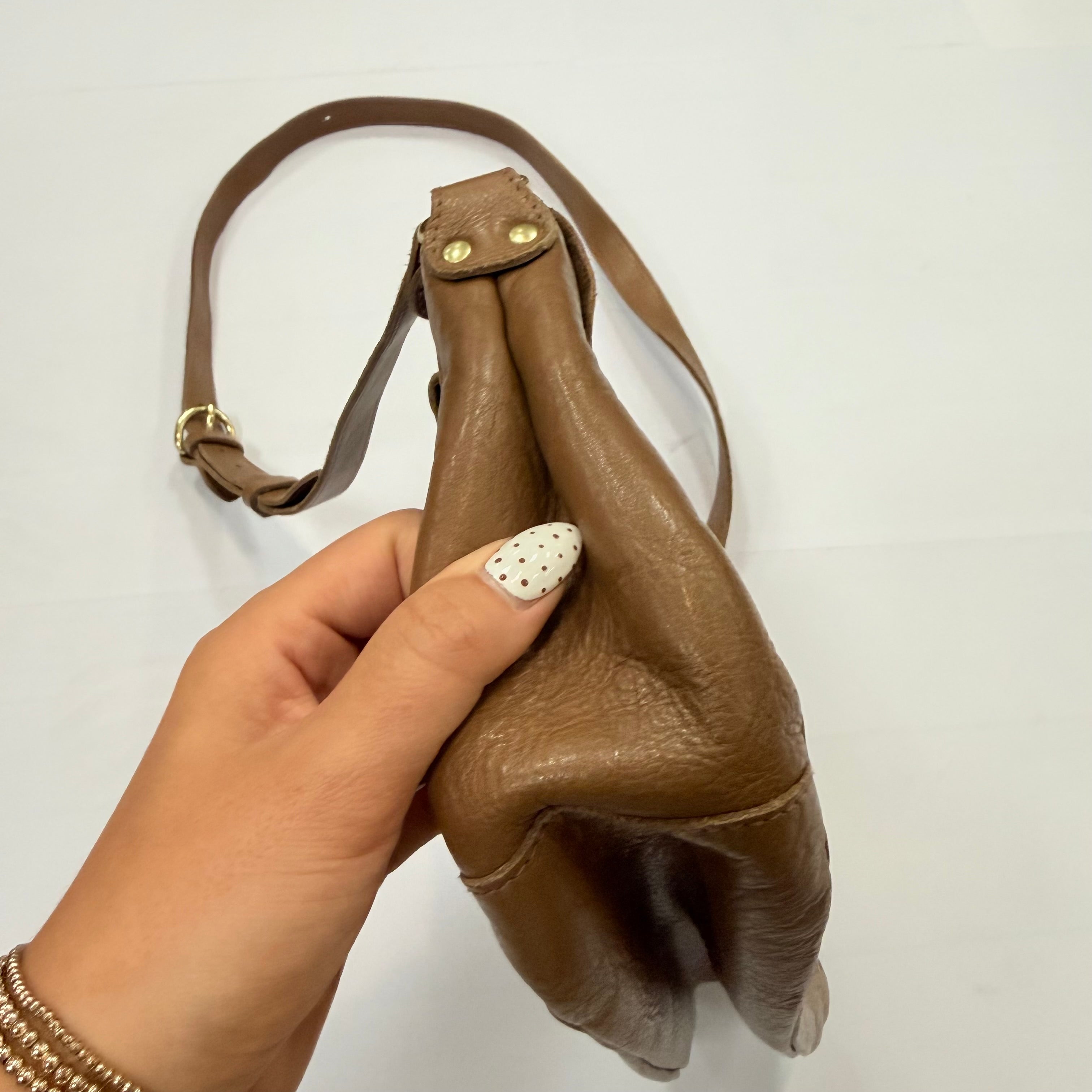 Crossbody Leather By Cma, Size: Medium