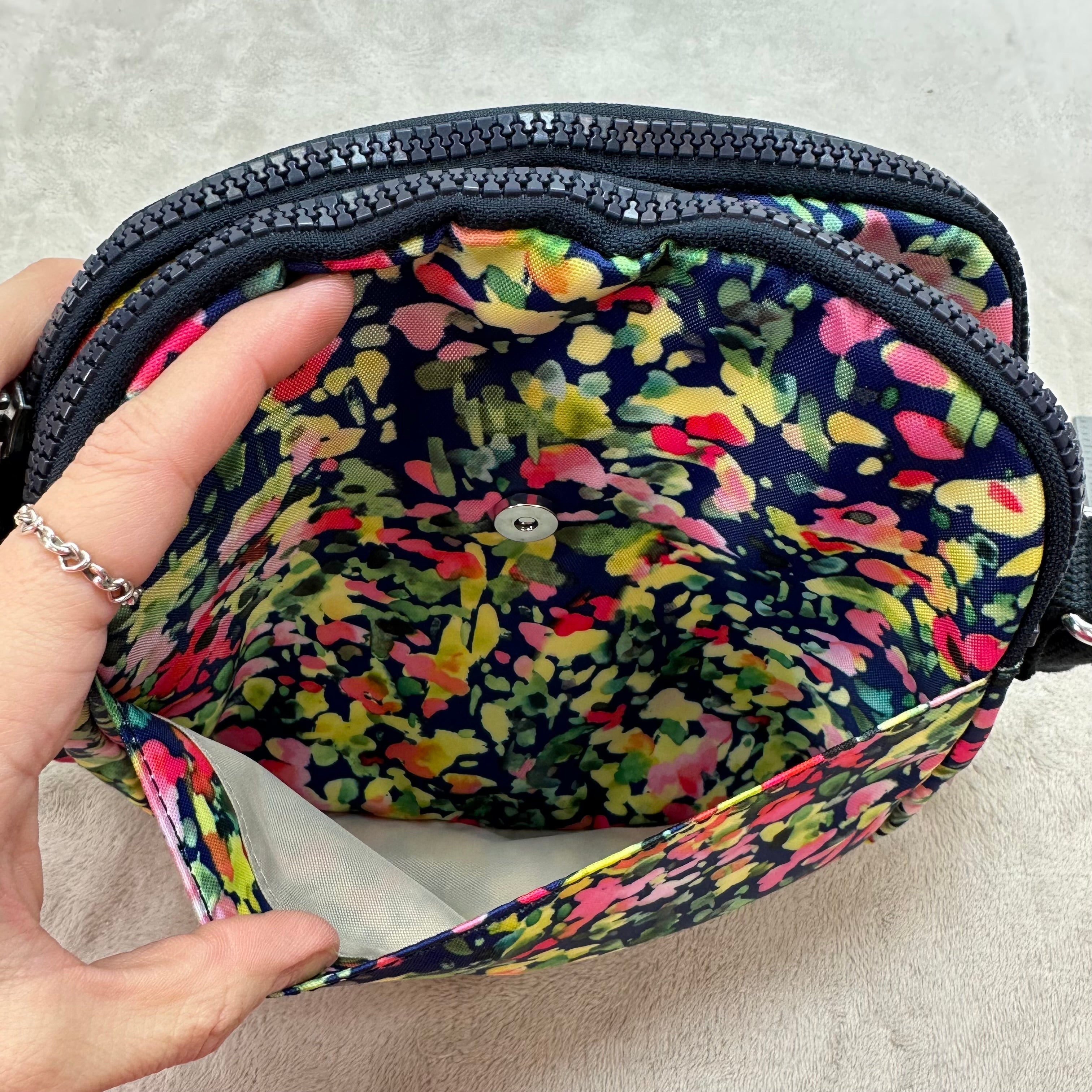 Crossbody By Kipling, Size: Small