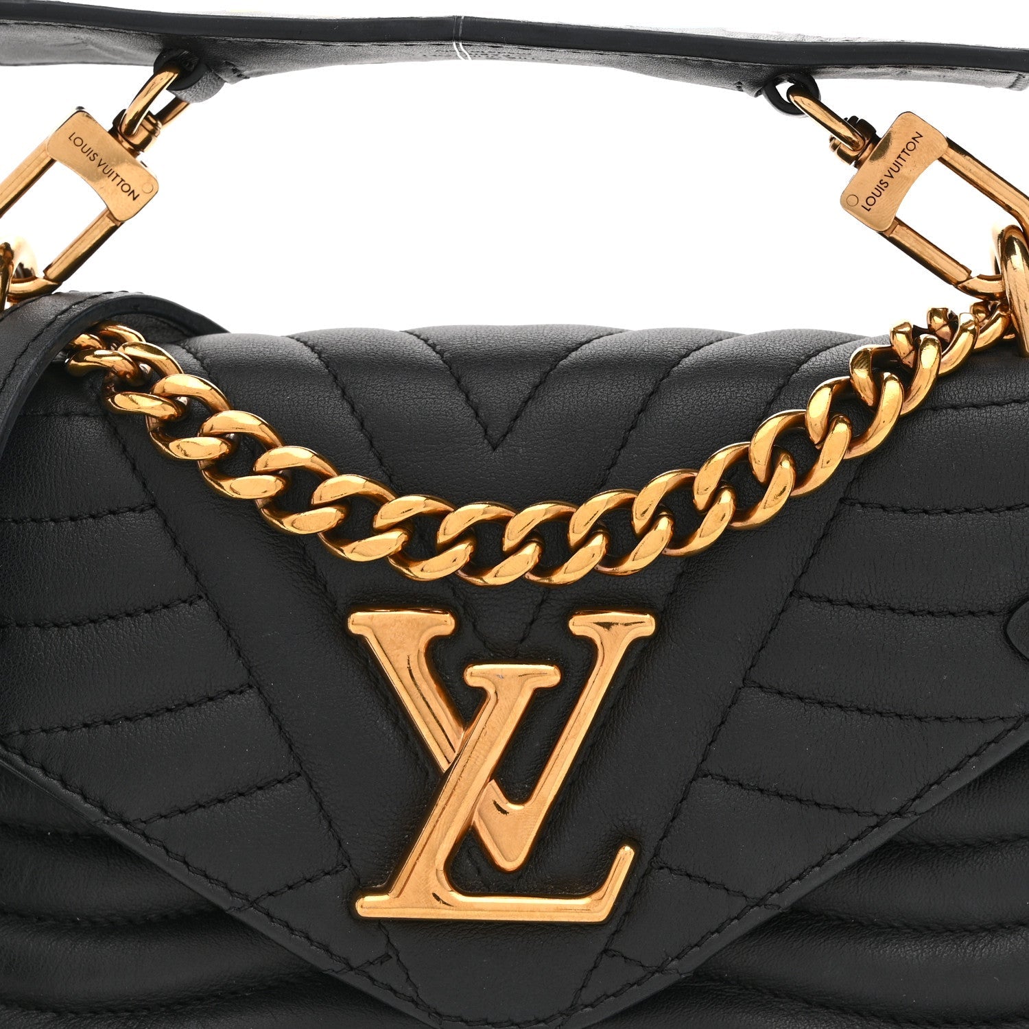 Calfskin New Wave Chain PM Black