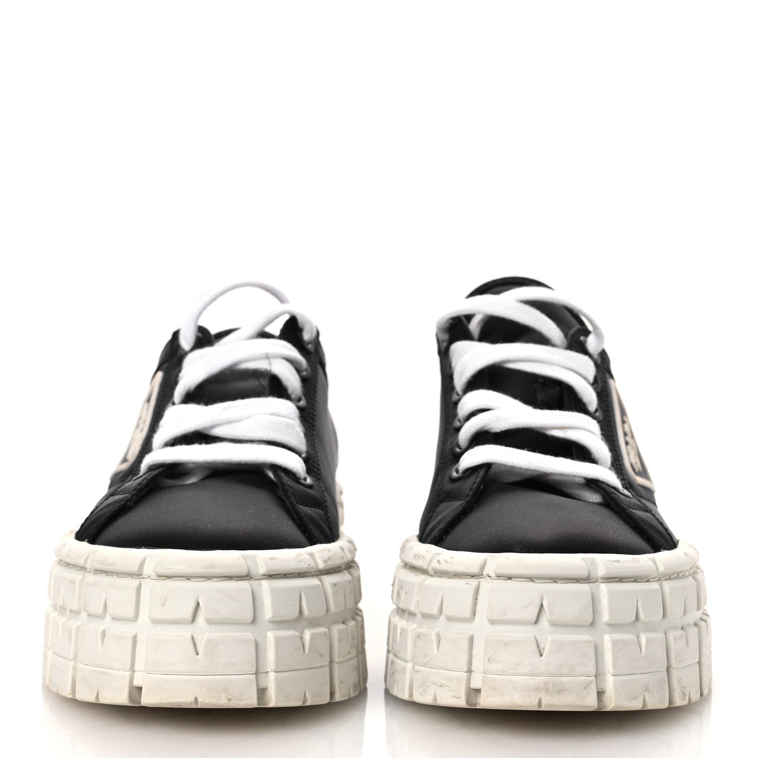 Re-Nylon Gabardine Triangle Logo Double Wheel 50mm Sneakers 41.5 Black