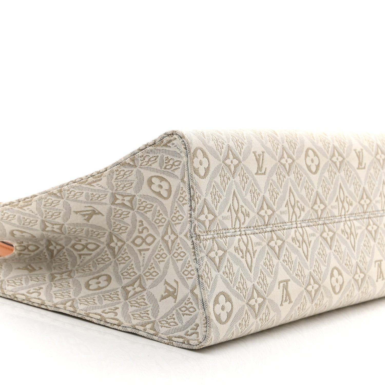 Jacquard Since 1854 Onthego MM Creme