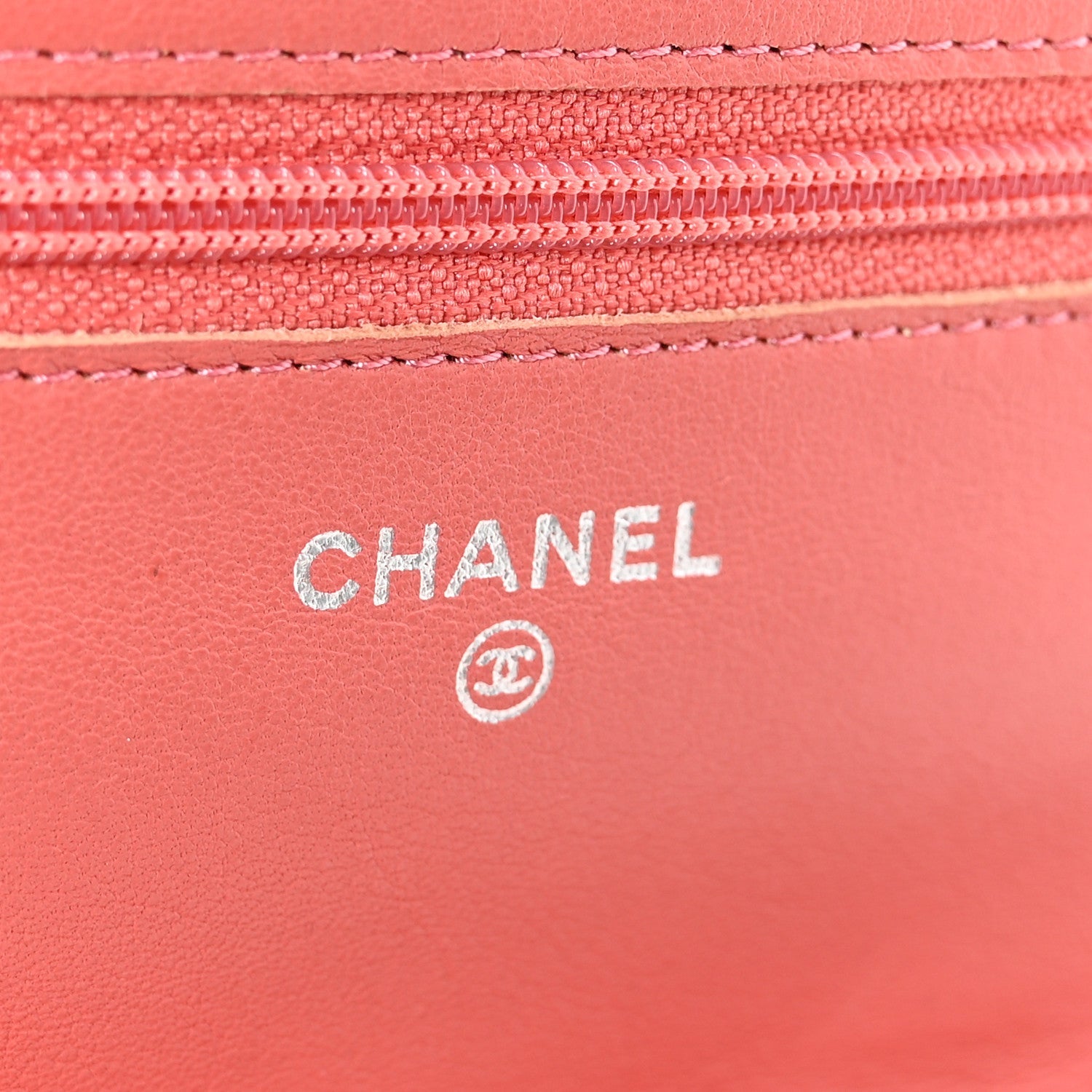 Patent Quilted Brilliant Wallet On Chain WOC Coral