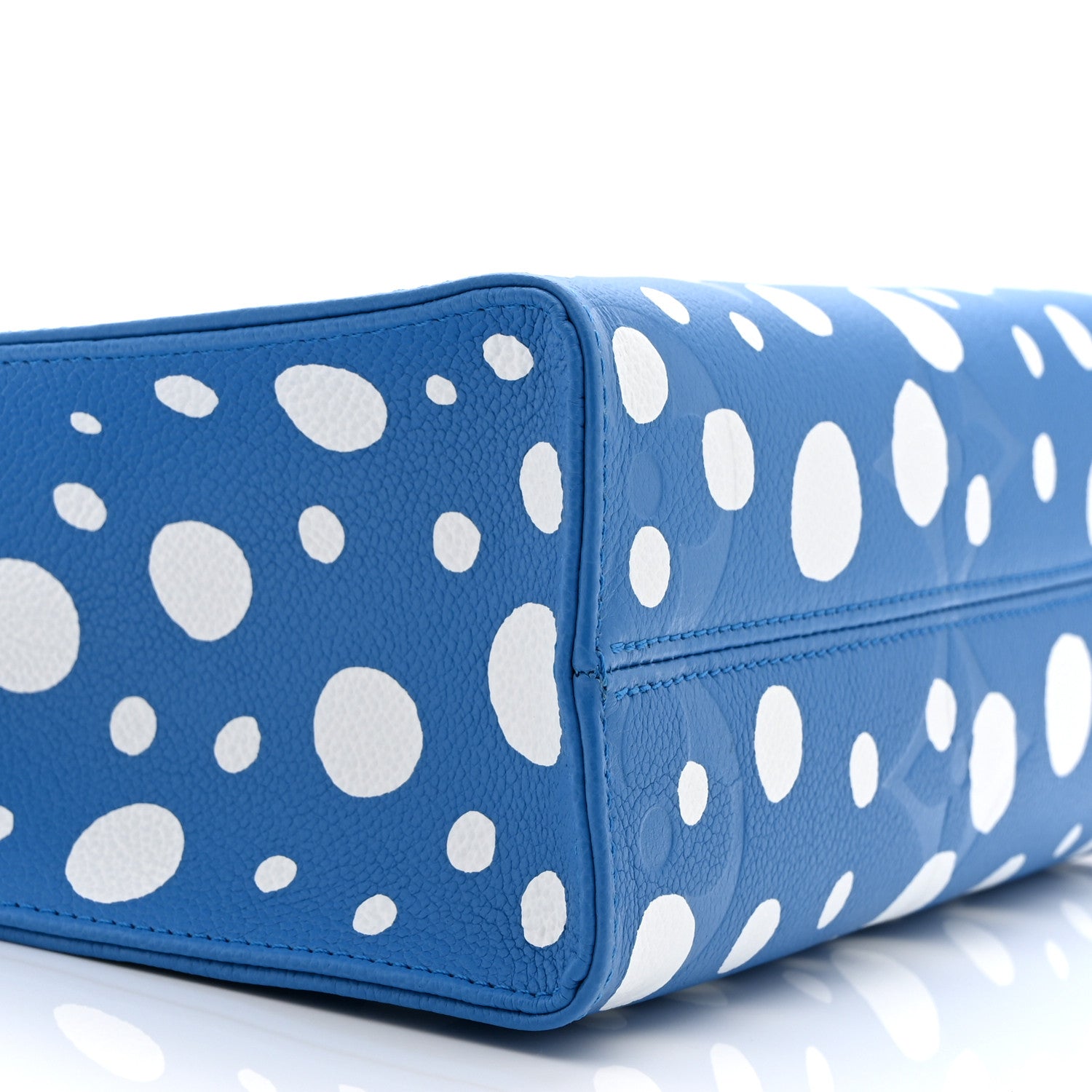 LV X YK Empreinte Monogram Giant Onthego PM Blue White