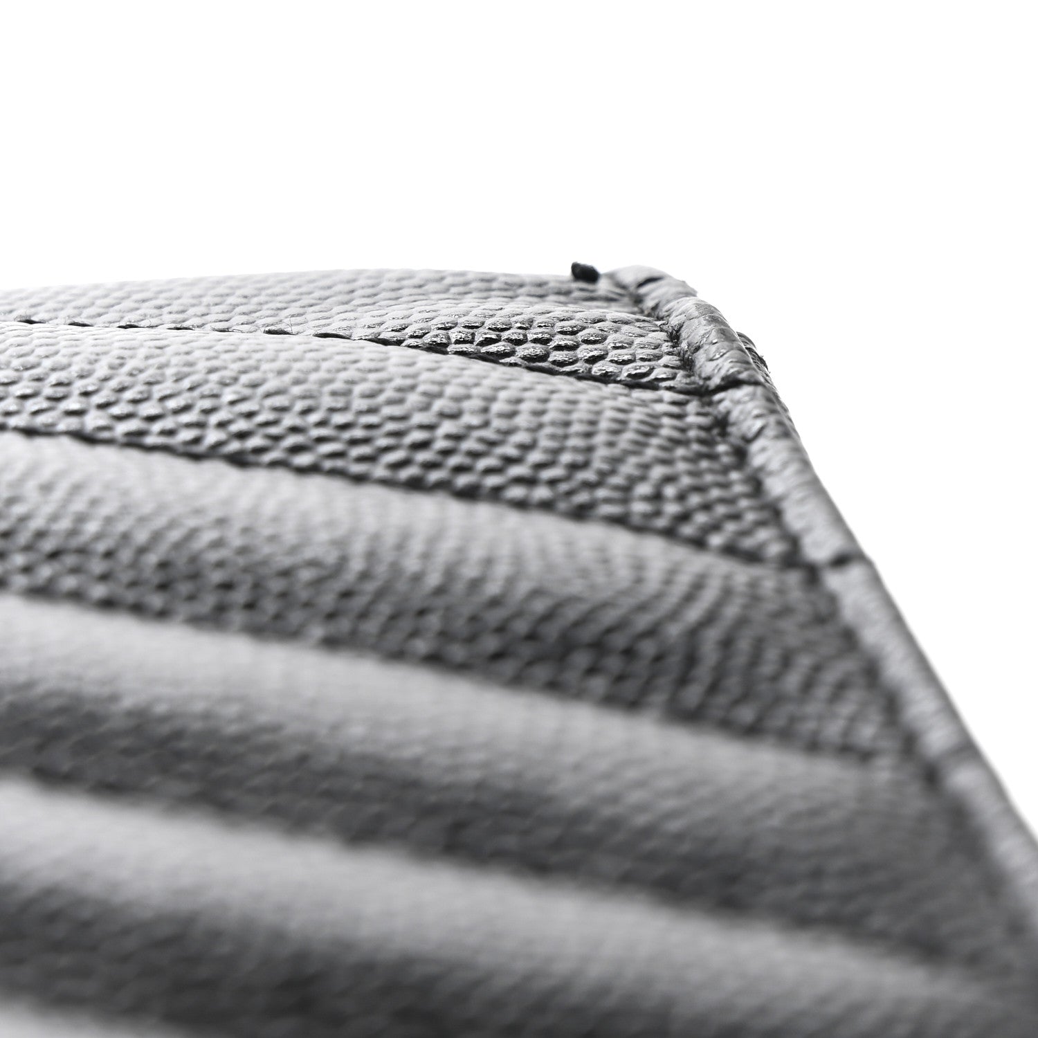 Grain De Poudre Matelasse Chevron Monogram Monochrome Chain Wallet Black