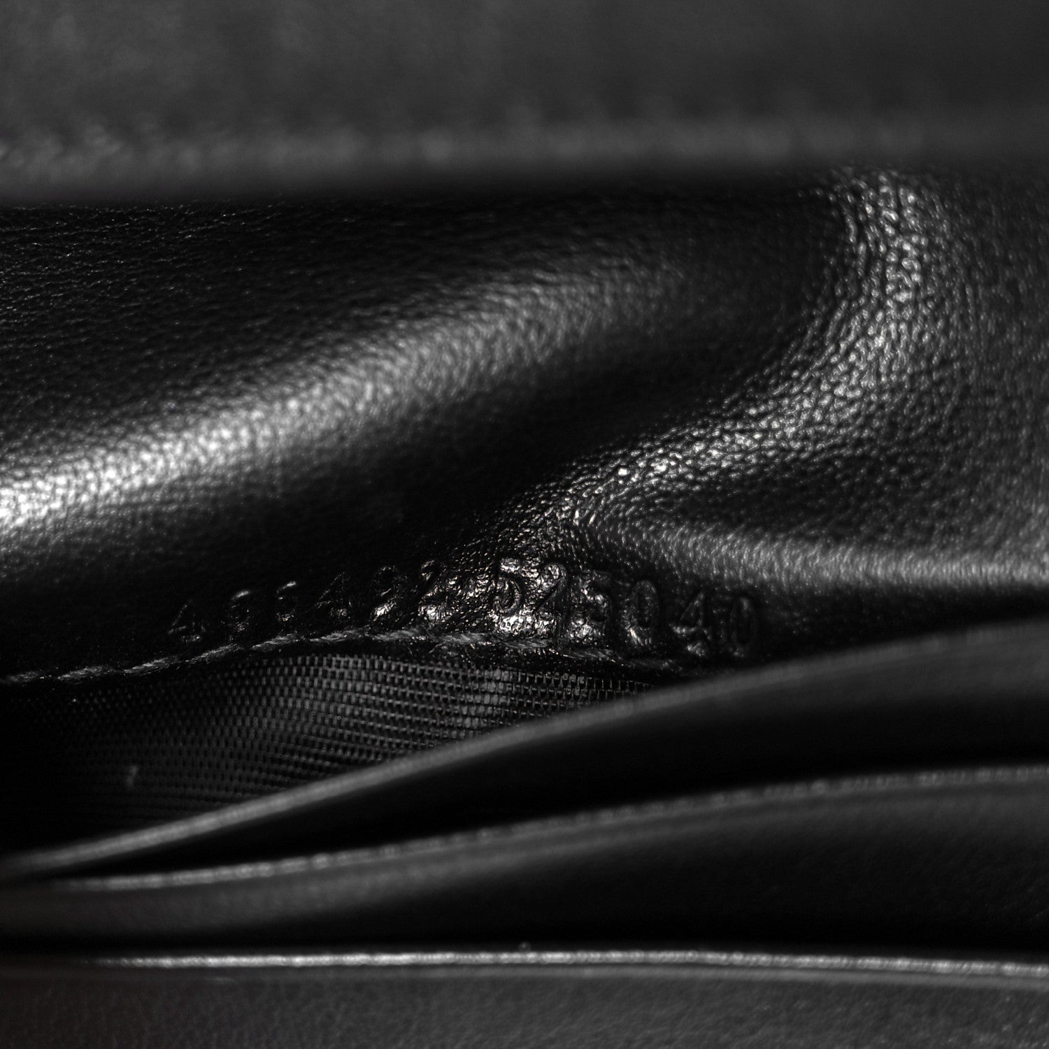 Calfskin Matelasse GG Marmont Card Case Wallet Black