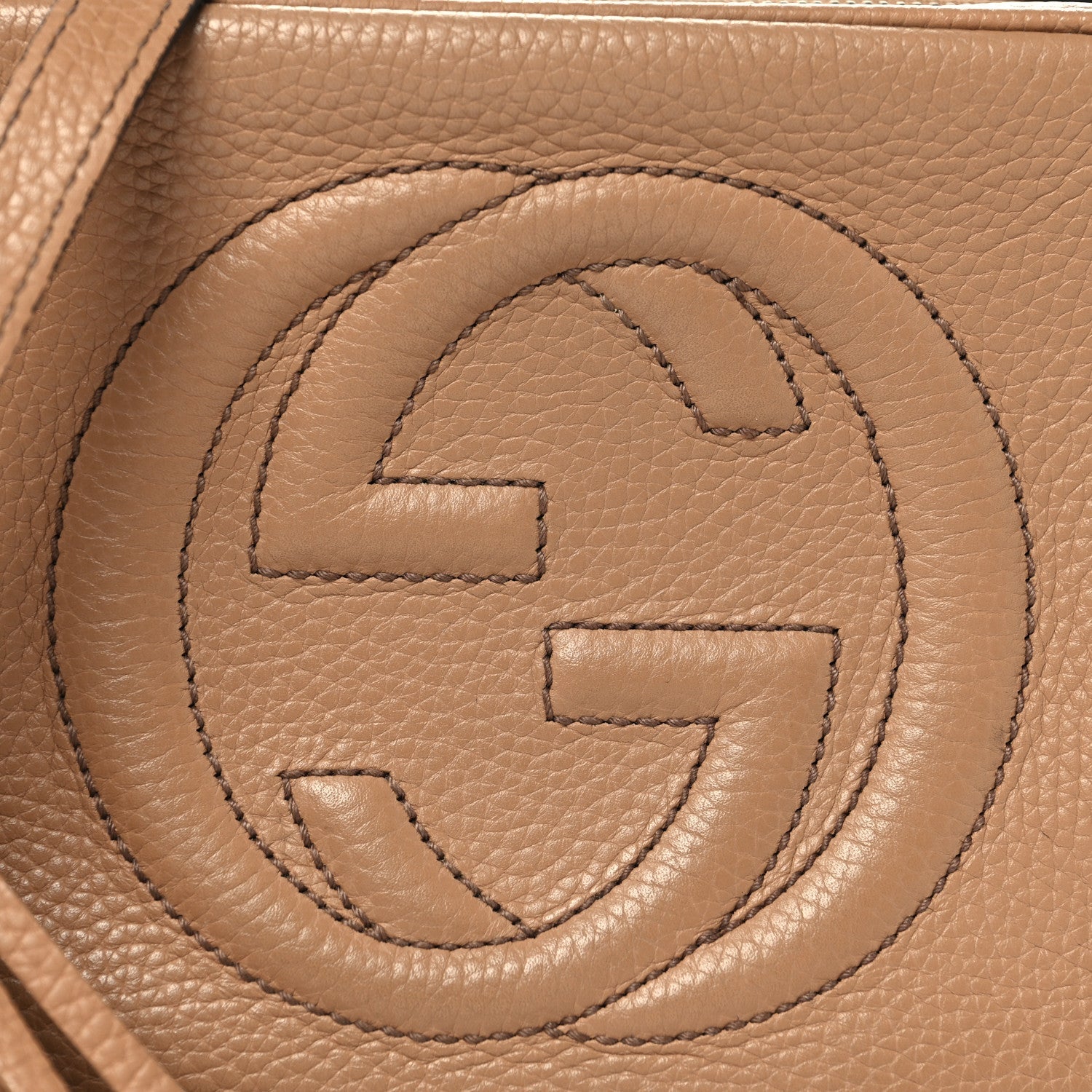 Pebbled Calfskin Small Soho Disco Bag Camelia