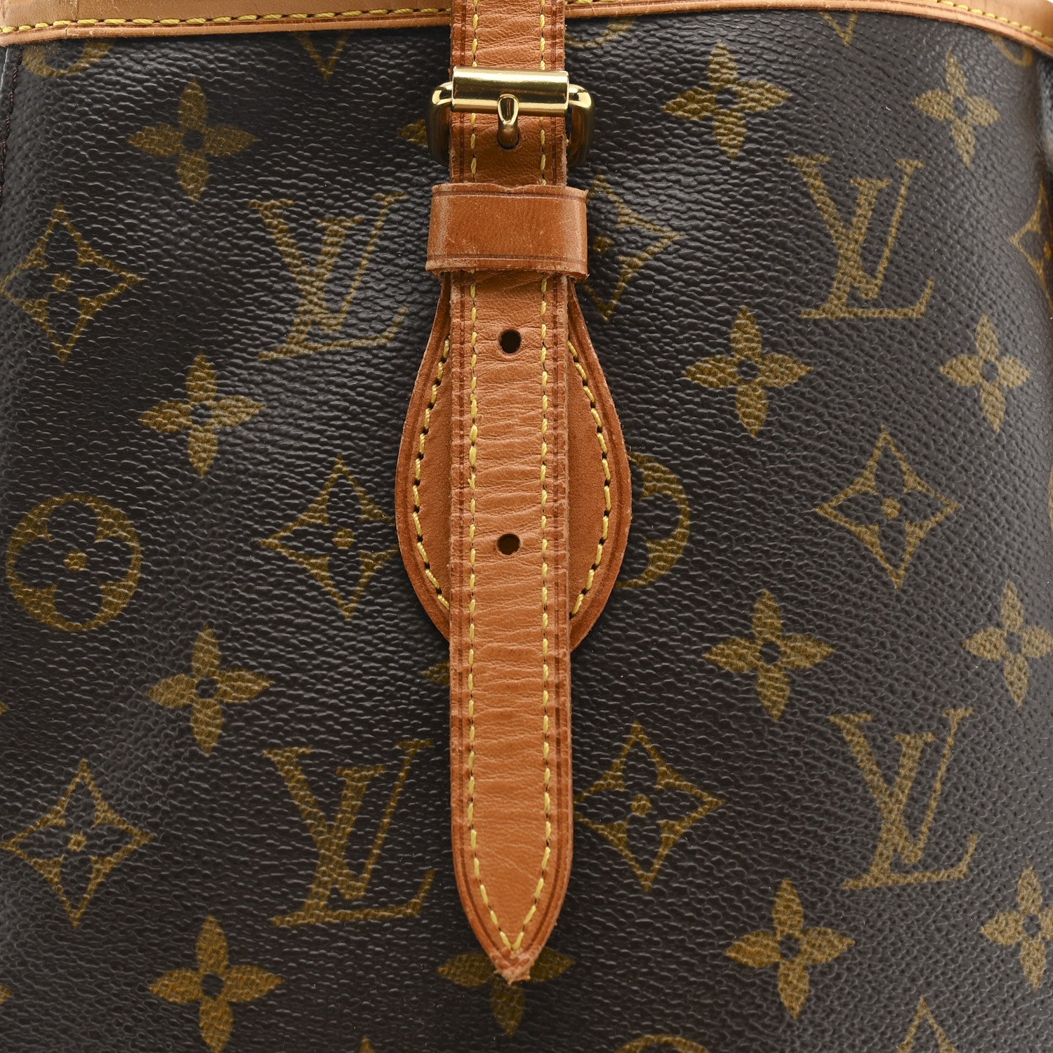 Monogram Petit Bucket 23