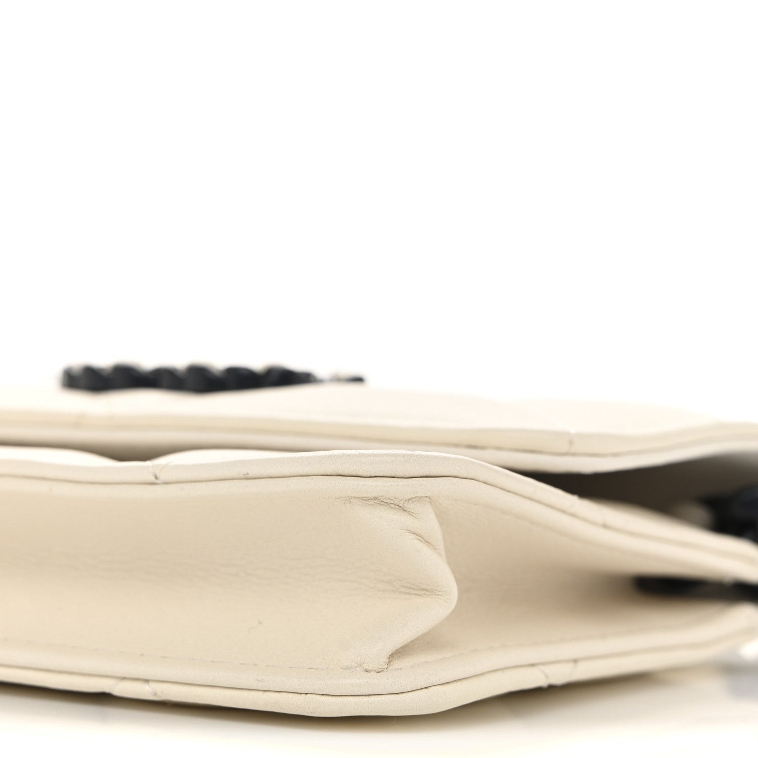 Caviar Quilted My Everything Belt Flap Card Holder White