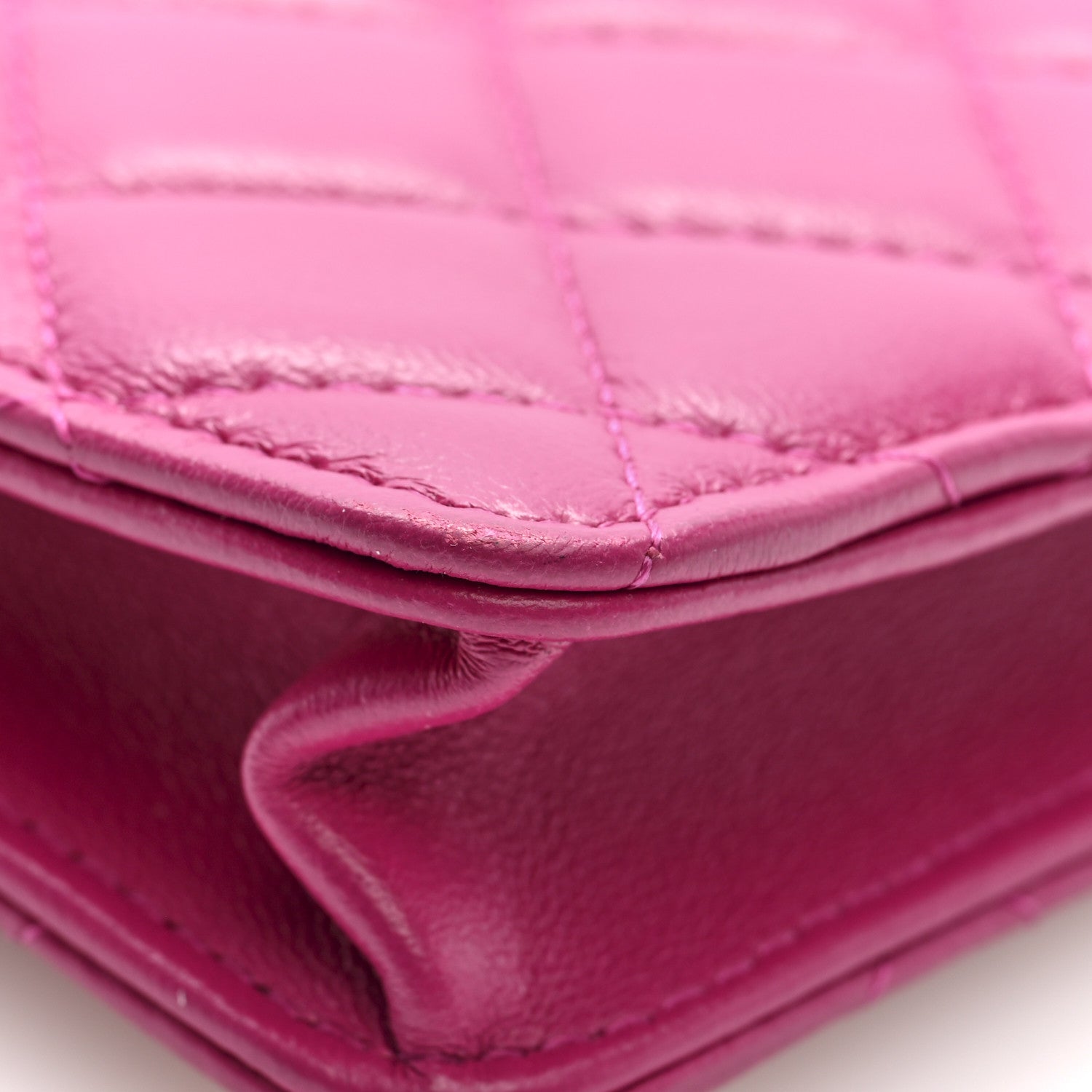 Lambskin Quilted Phone Holder With Chain Fuchsia