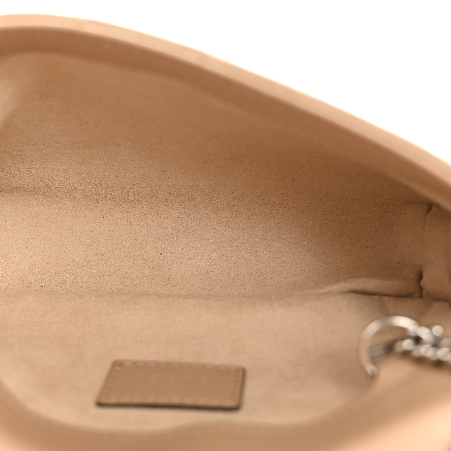 Calfskin Matelasse Monochrome Super Mini GG Marmont Shoulder Bag Camelia