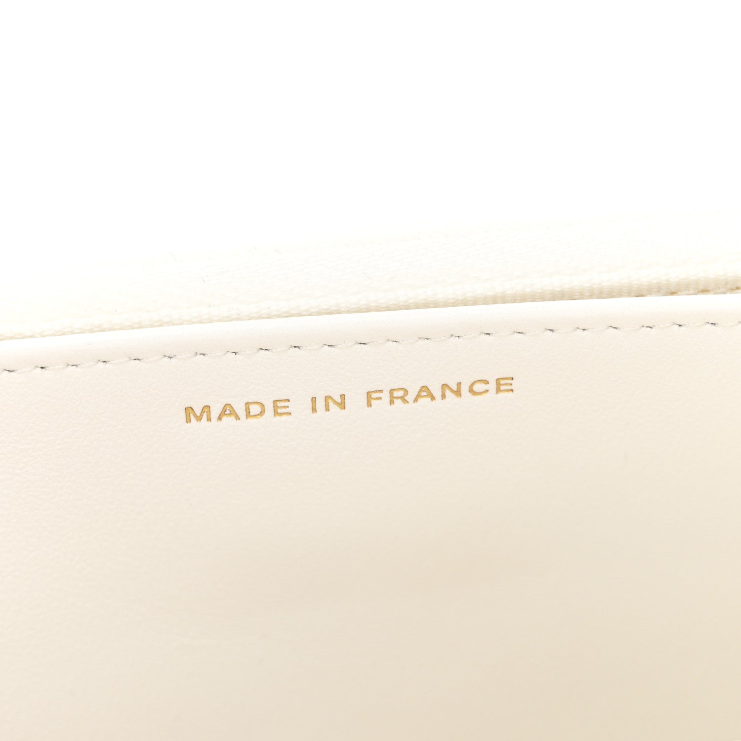 Caviar Quilted Wallet On Chain WOC White