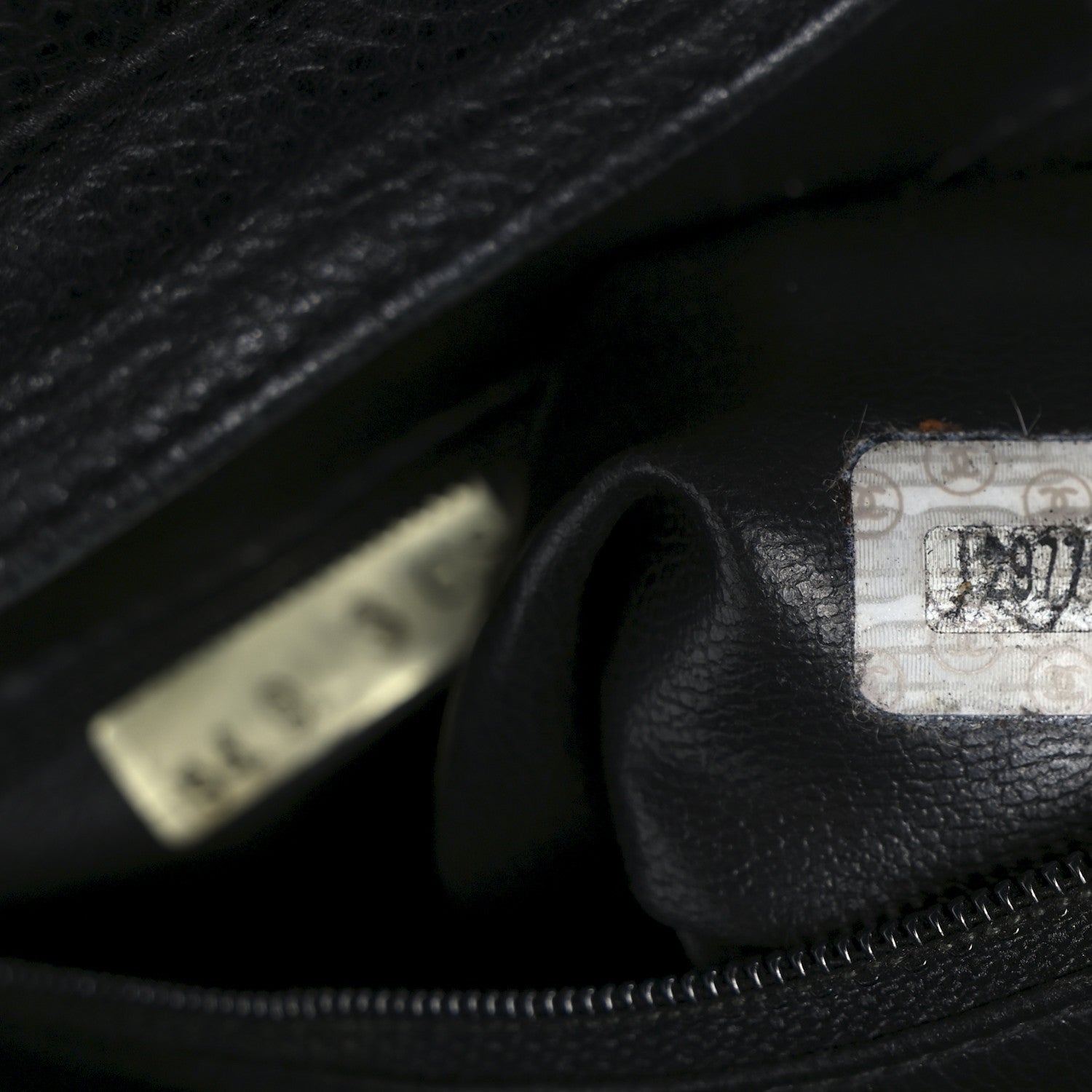 Caviar Triple CC Shoulder Bag Black