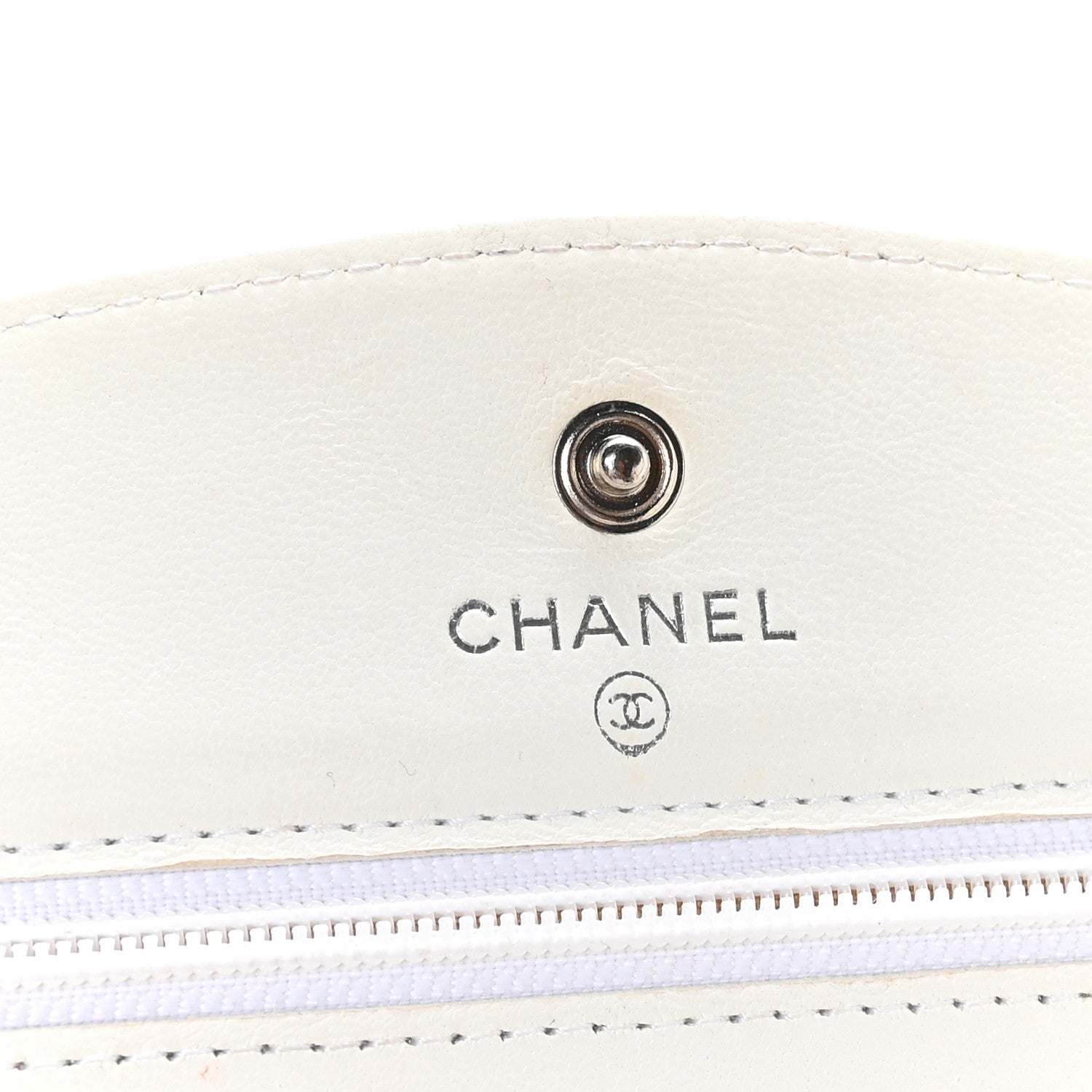 Caviar Timeless CC Wallet on Chain WOC White